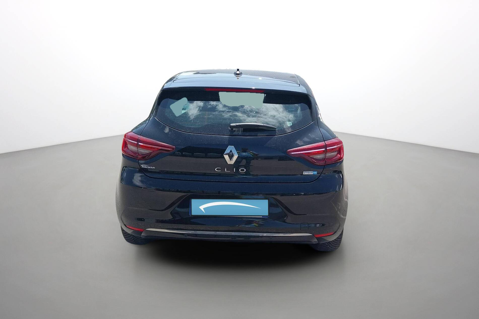 Vente en ligne Renault Clio 5 Clio E-Tech 140 - 21N au prix de 15 990 €