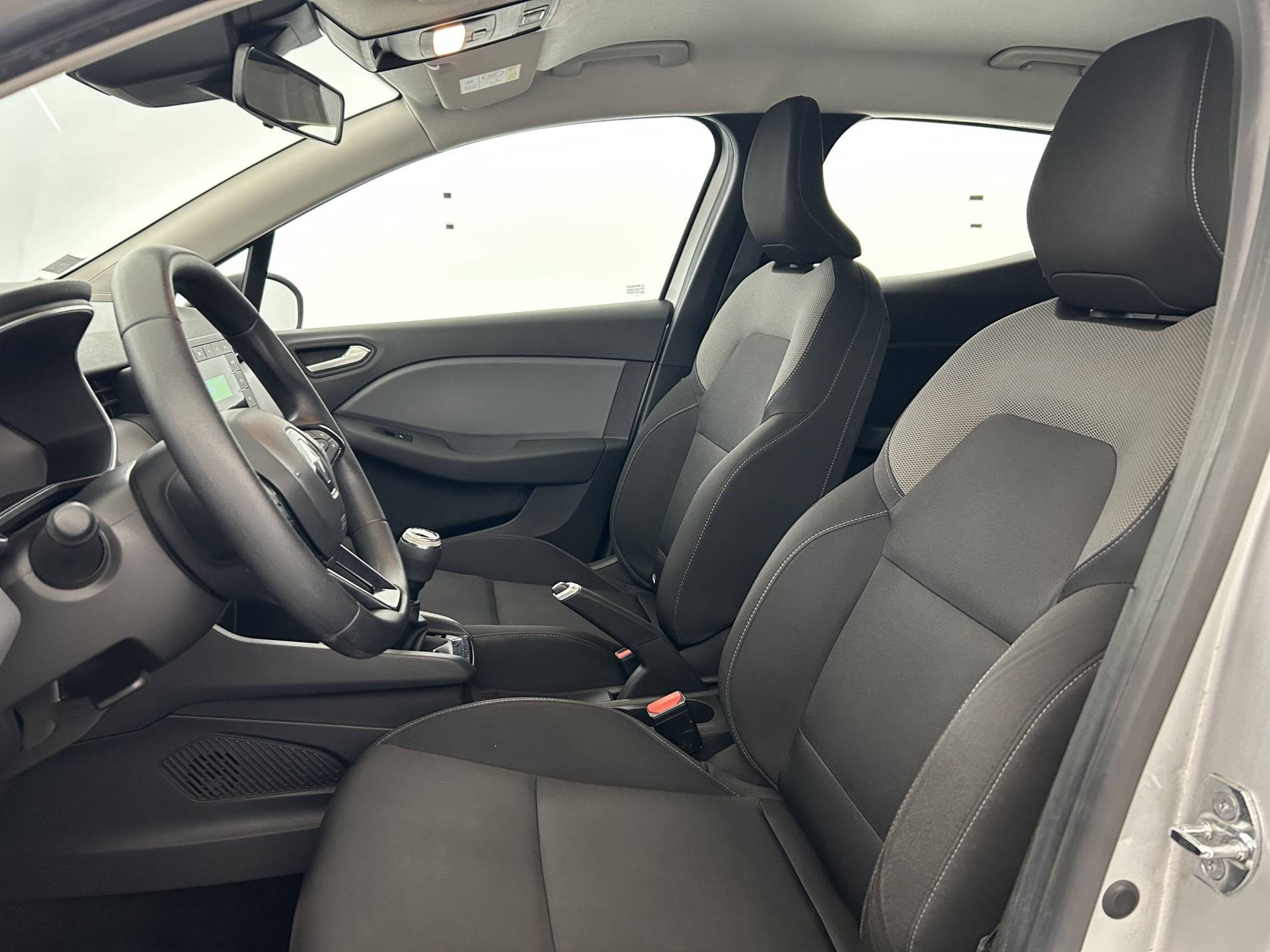 Vente en ligne Renault Clio 5 Clio SCe 75 au prix de 11 490 €