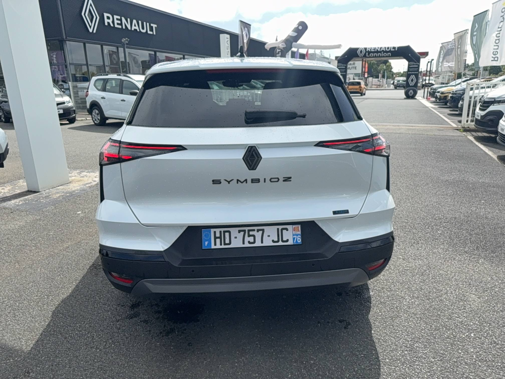Vente en ligne Renault Symbioz  E-Tech full hybrid 145 au prix de 28 990 €