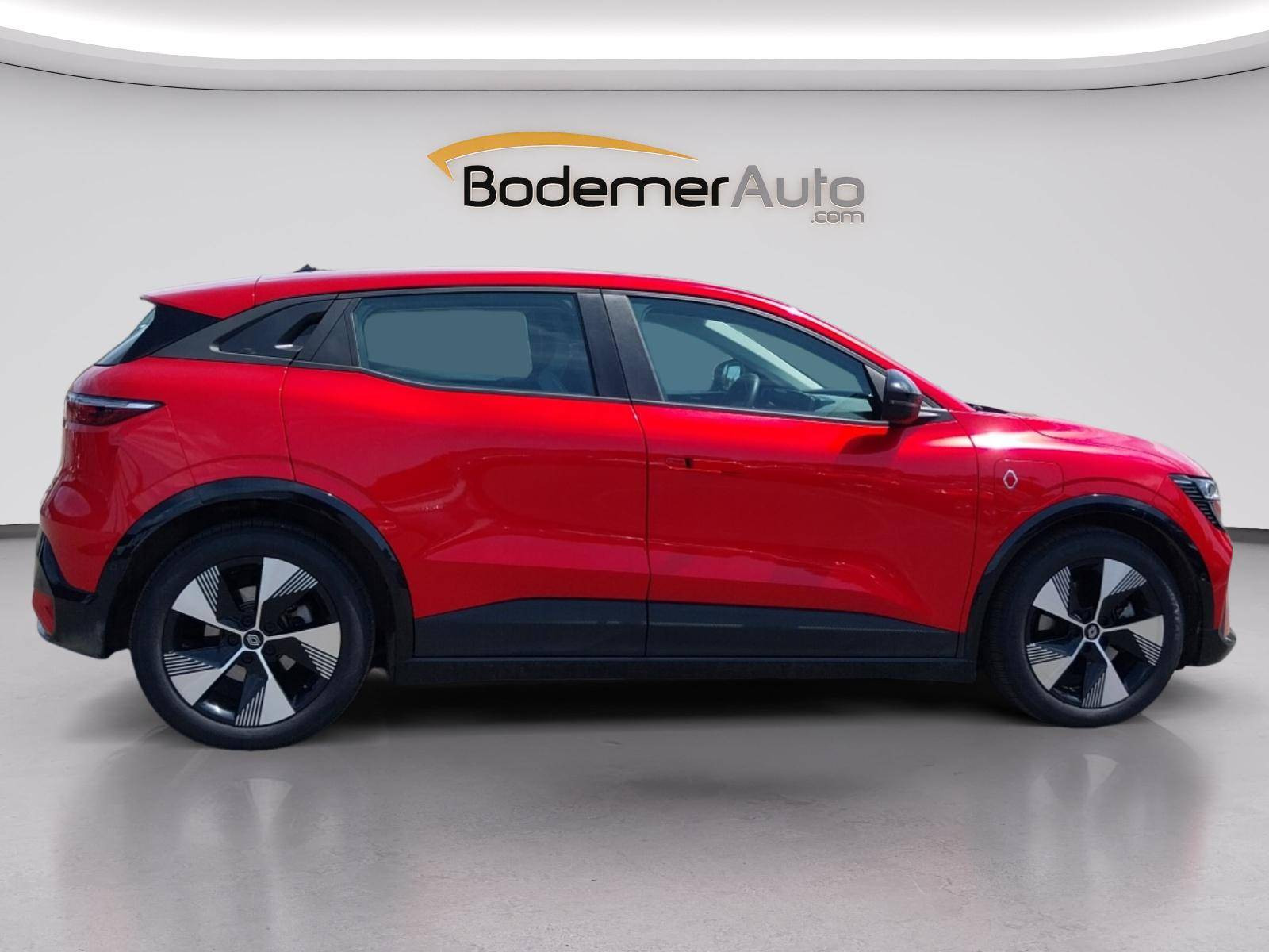 Vente en ligne Renault Megane E-Tech  EV60 220 ch super charge au prix de 24 680 €