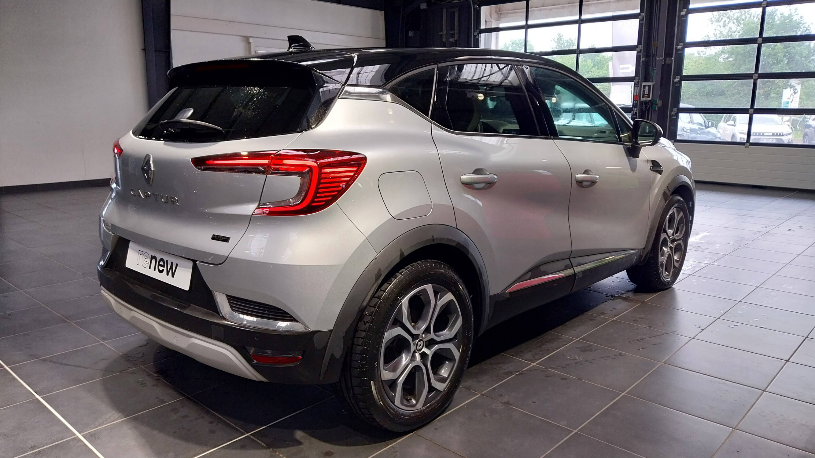 Vente en ligne Renault Captur  E-Tech full hybrid 145 au prix de 19 250 €
