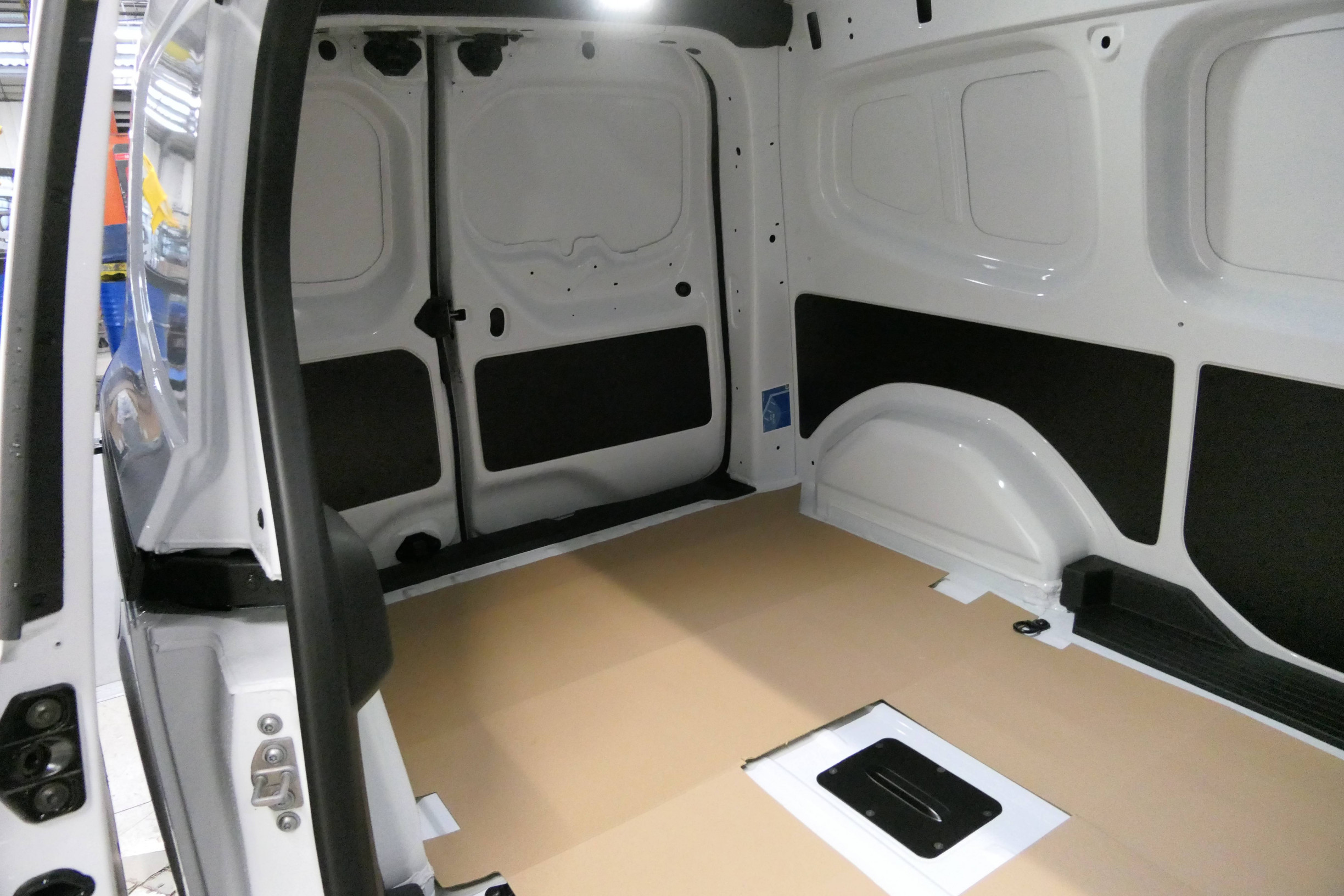 Vente en ligne Renault Kangoo Van E-Tech  FG TOLE L2 AC11 GSR2 au prix de 29 490 €