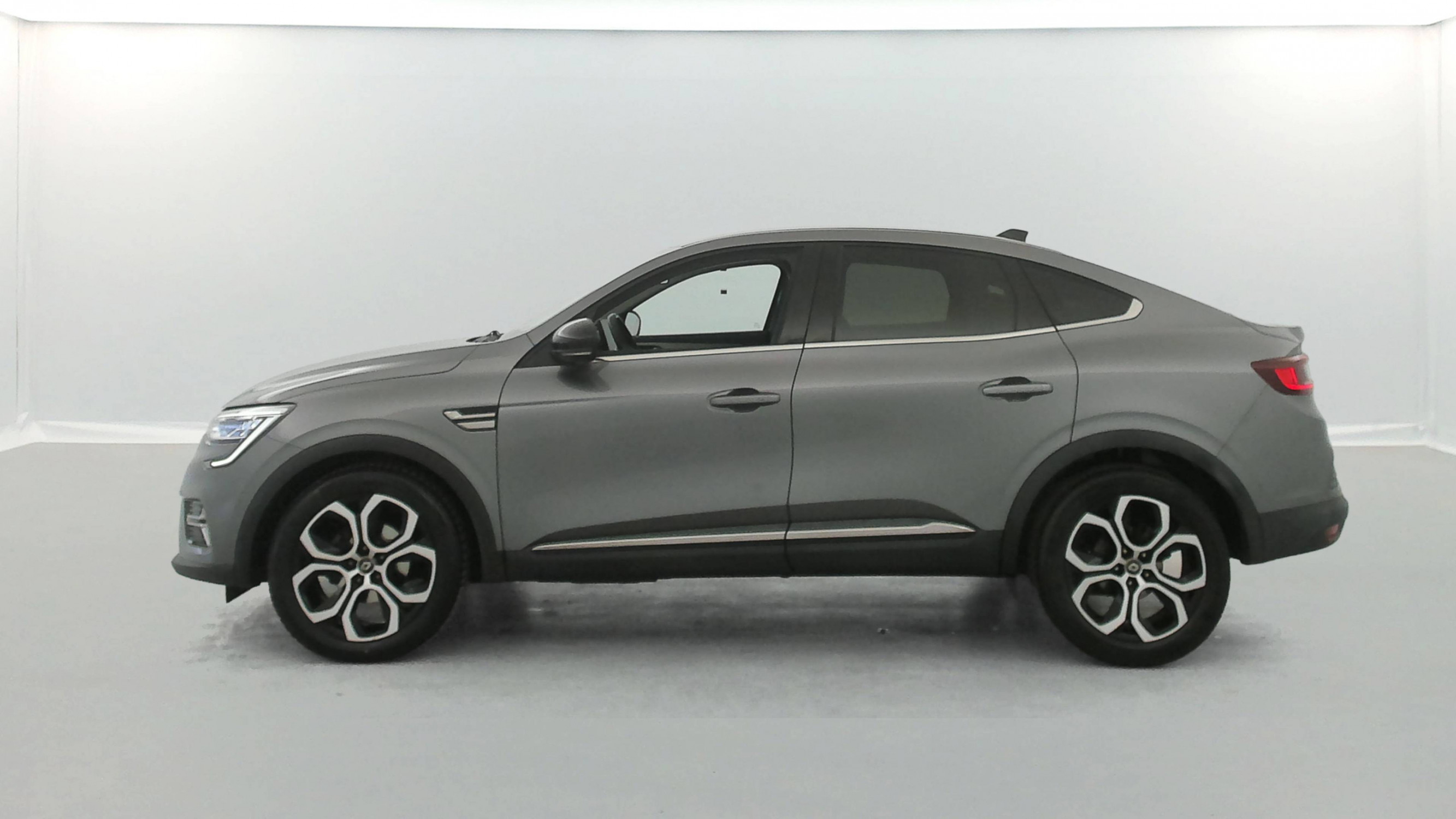 Vente en ligne Renault Arkana  TCe 140 EDC FAP au prix de 17 990 €