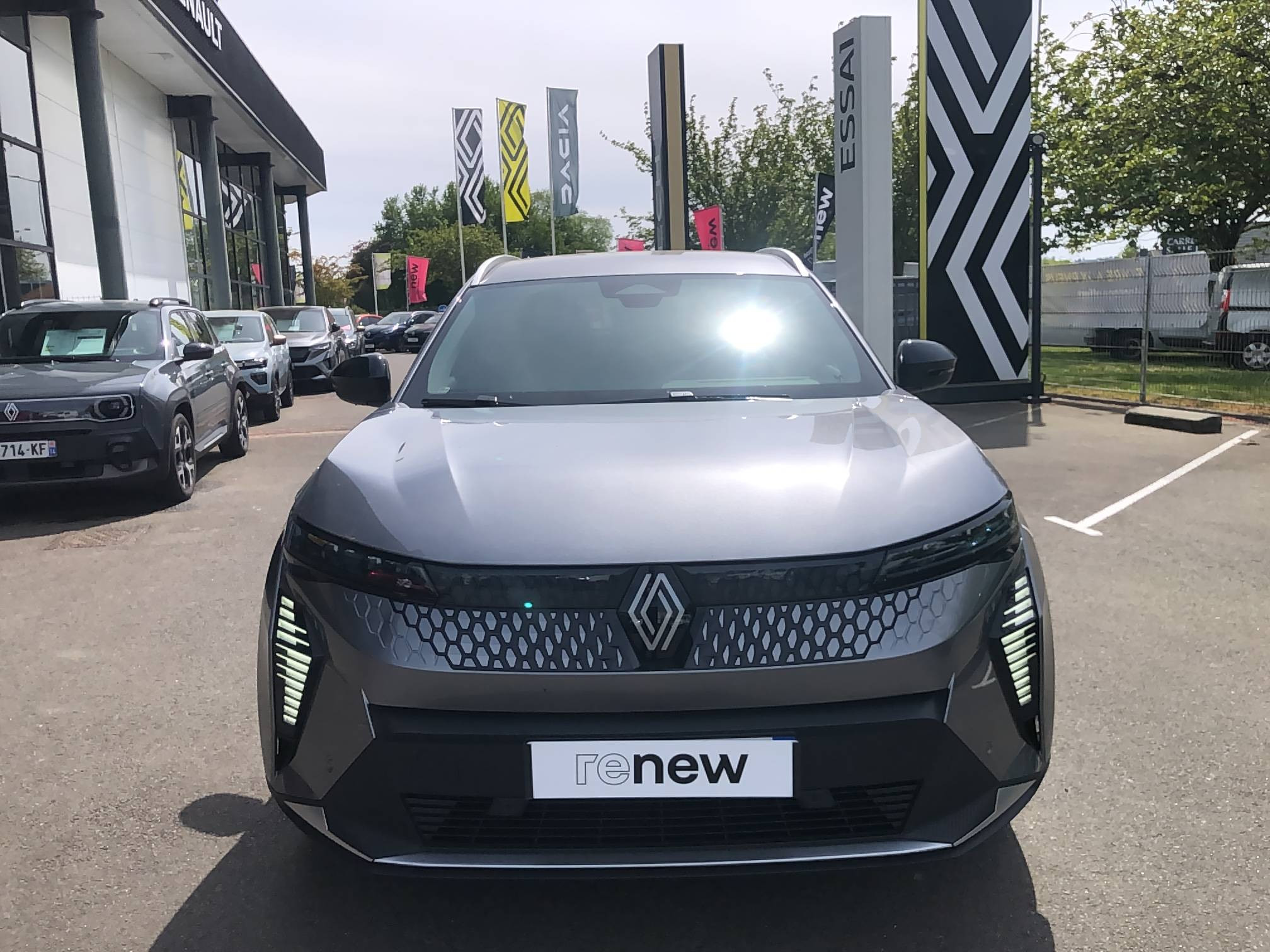 Vente en ligne Renault Scenic E-Tech  220 ch grande autonomie au prix de 44 990 €