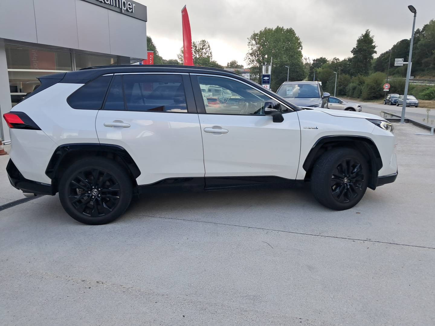 Vente en ligne Toyota RAV4 RAV4 Hybride 222 ch AWD-i au prix de 36 990 €
