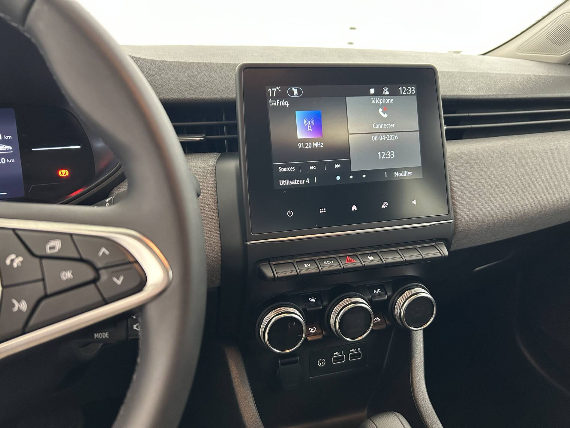 Vente en ligne Renault Clio 5 Clio E-Tech full hybrid 145 ch GSR2 au prix de 19 990 €