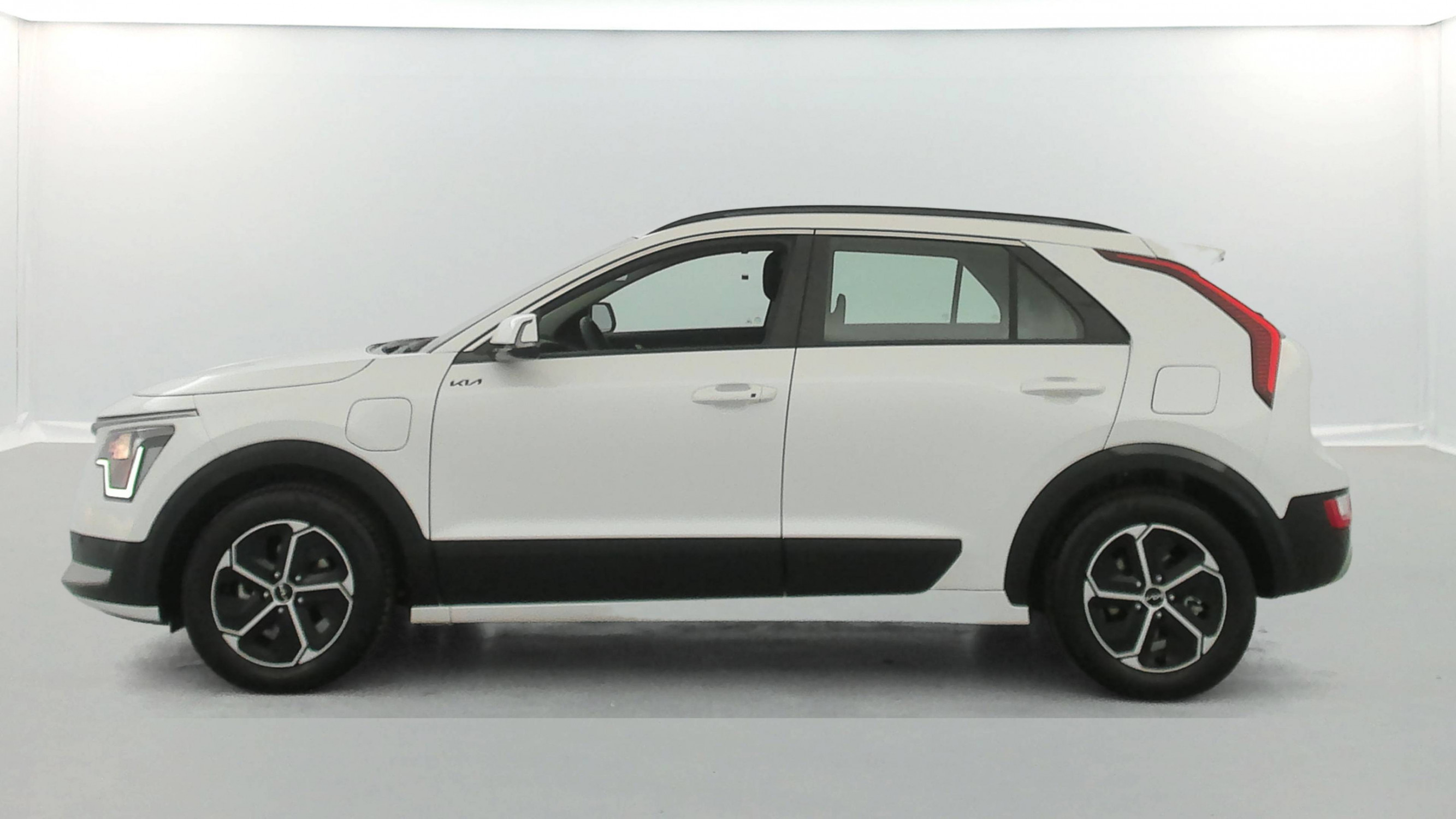 Vente en ligne Kia Niro  1.6 GDi 171 ch PHEV DCT6 au prix de 27 490 €