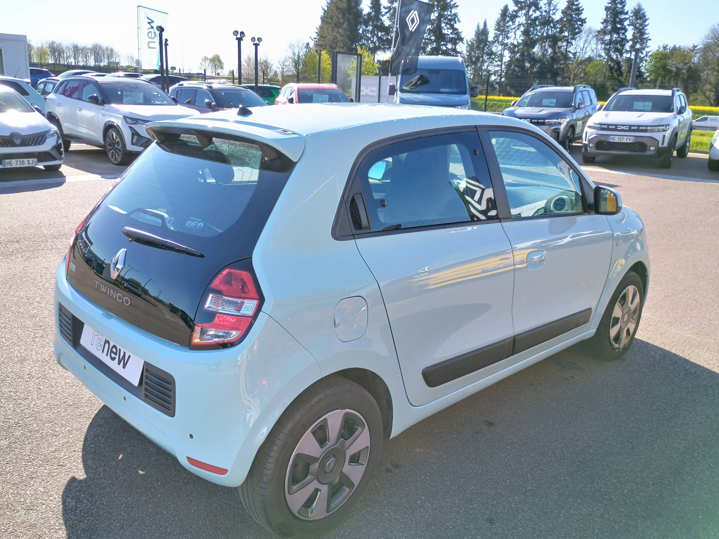 Vente en ligne Renault Twingo 3  1.0 SCe 70 au prix de 12 991 €