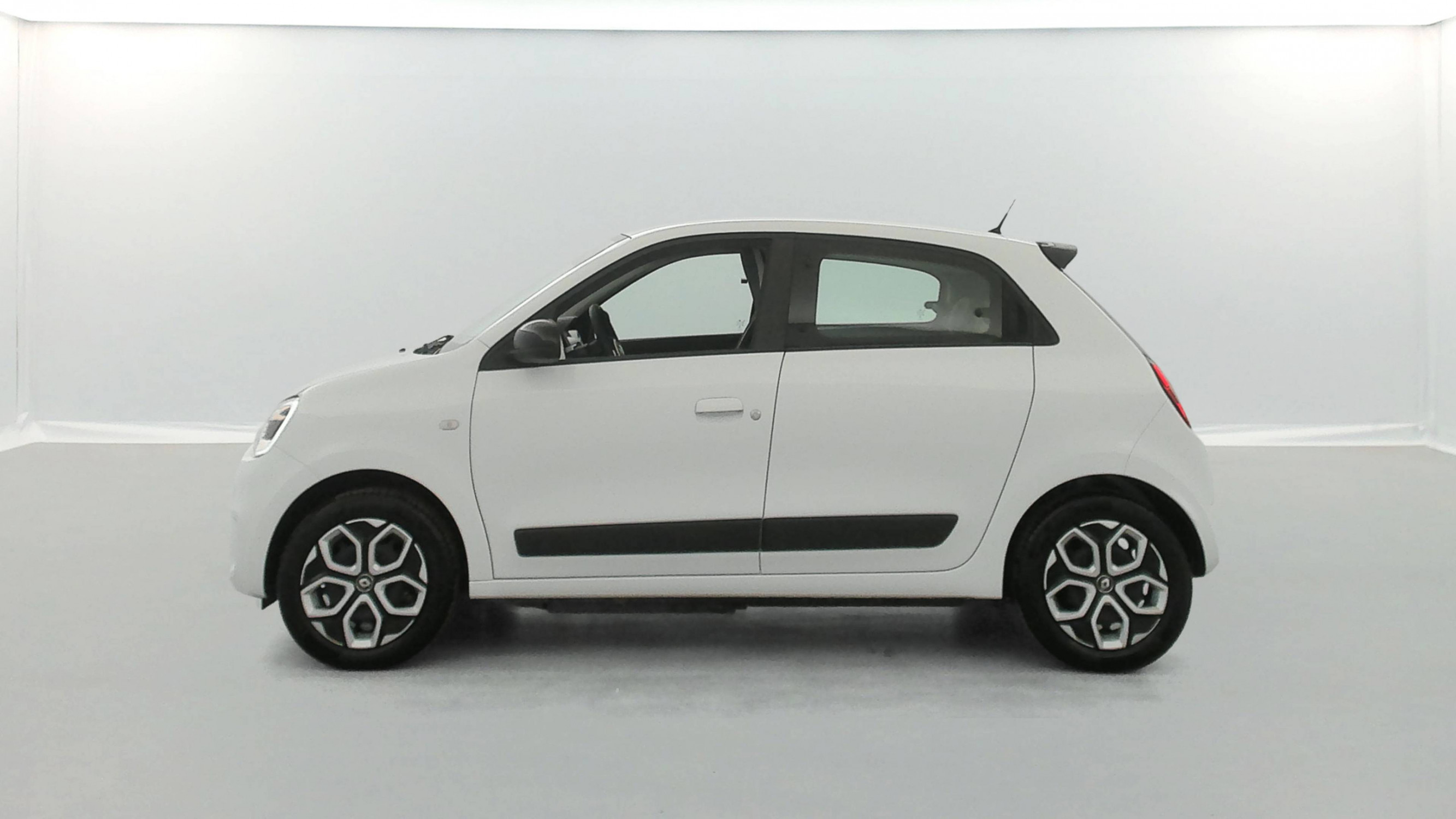 Vente en ligne Renault Twingo Electrique Twingo III E-Tech au prix de 12 490 €