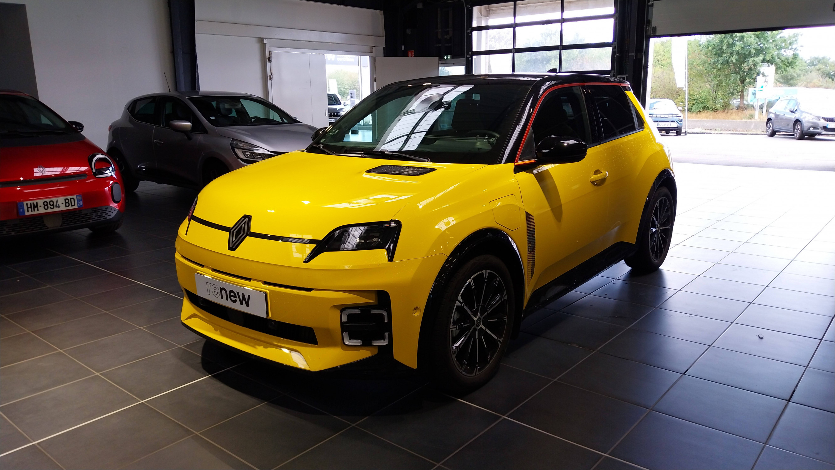 Renault R5 E-Tech  150 ch autonomie confort occasion de 2024 en vente à Quimper