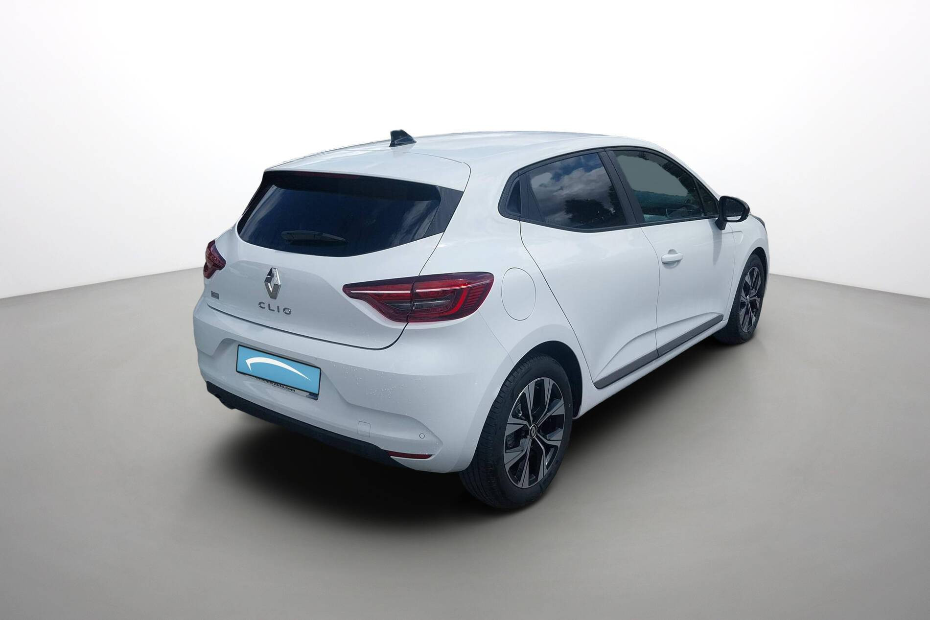 Vente en ligne Renault Clio 5 Clio TCe 90 au prix de 14 900 €