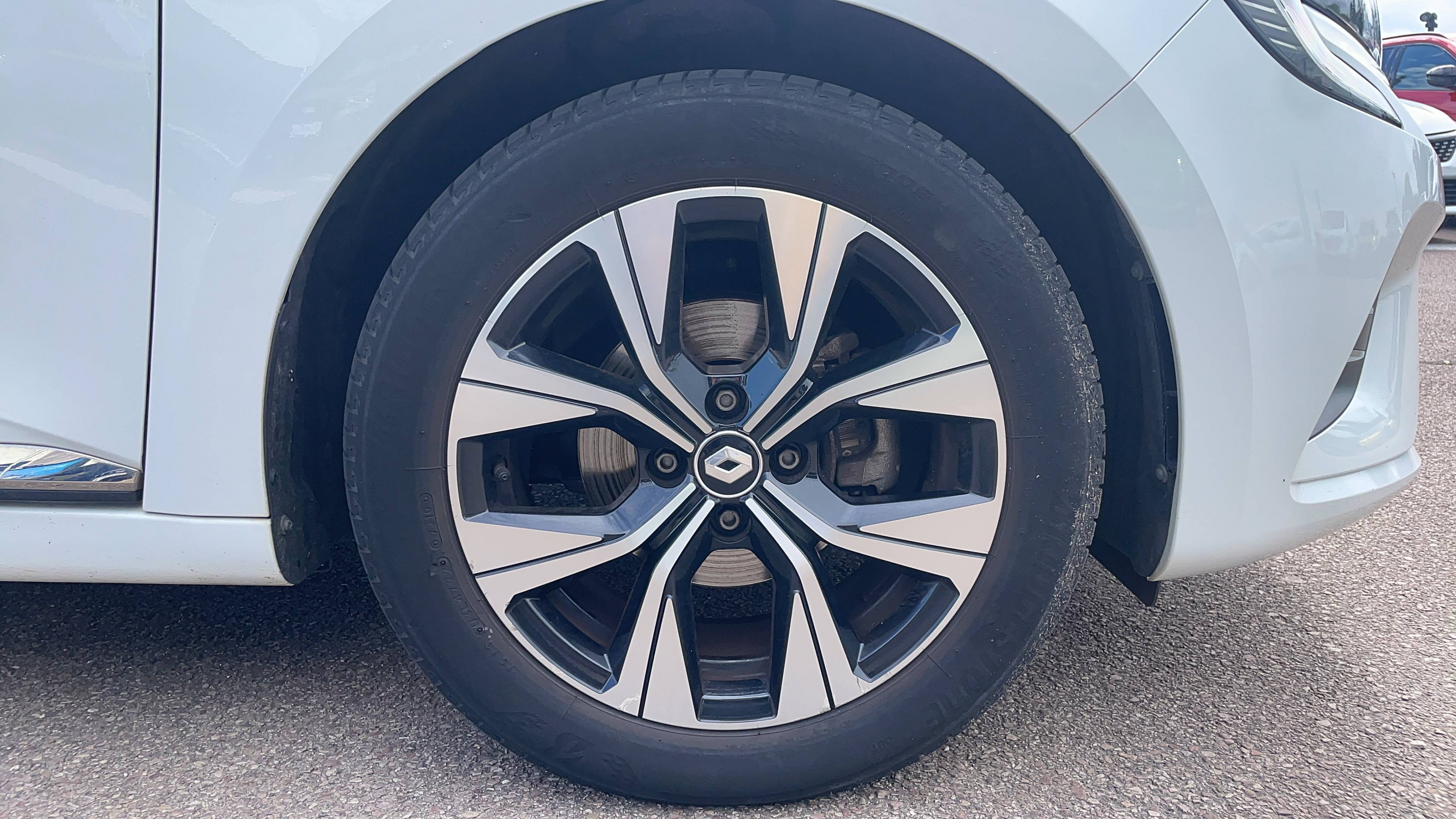Vente en ligne Renault Clio 5 Clio SCe 65 au prix de 13 791 €