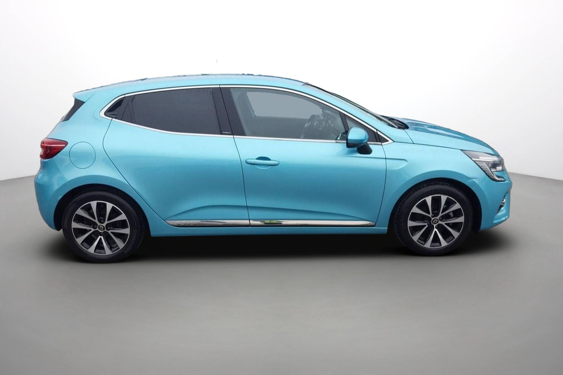 Vente en ligne Renault Clio 5 Clio E-Tech 140 au prix de 16 490 €