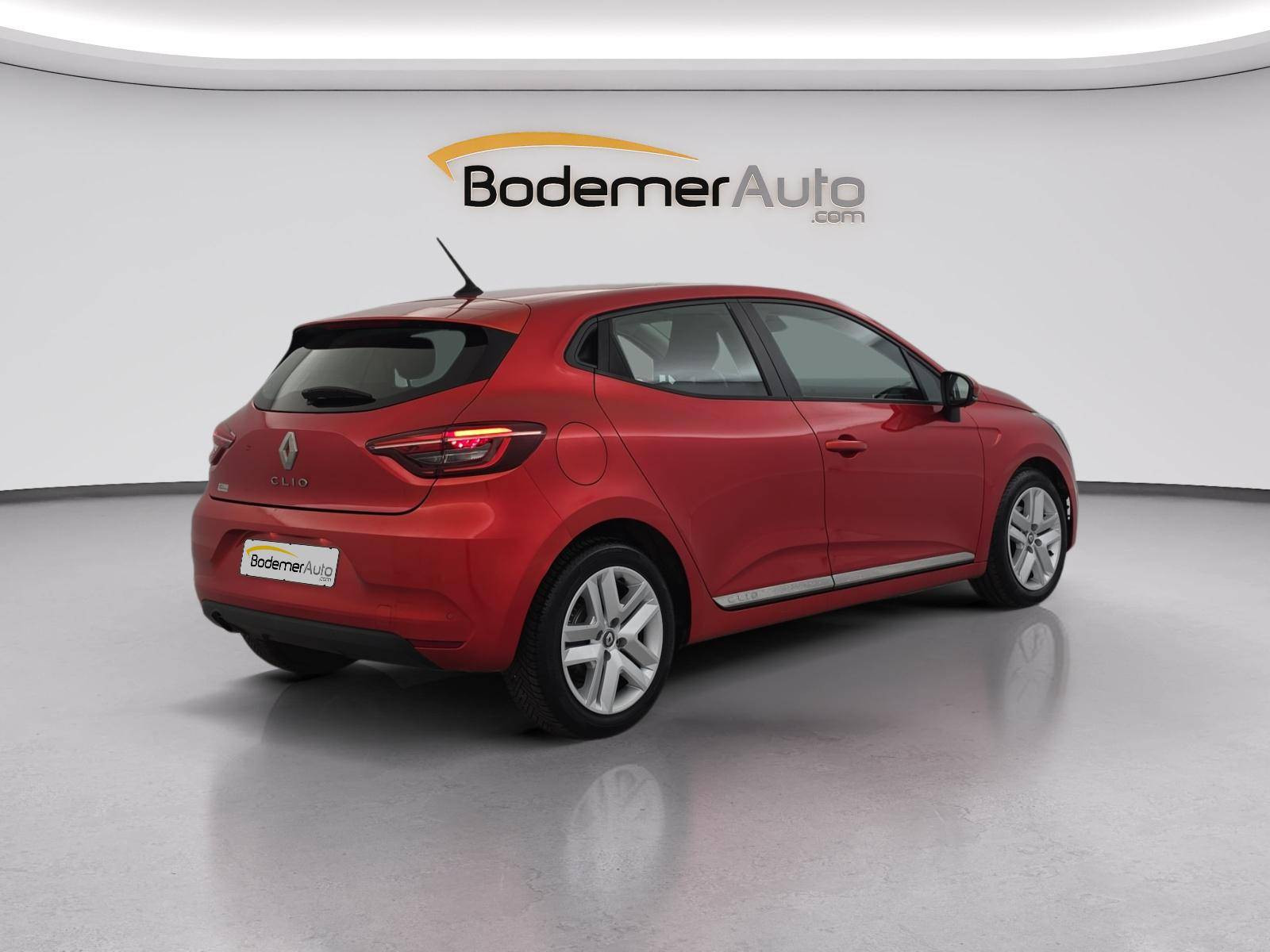 Vente en ligne Renault Clio 5 Clio Blue dCi 100 - 21N au prix de 13 490 €