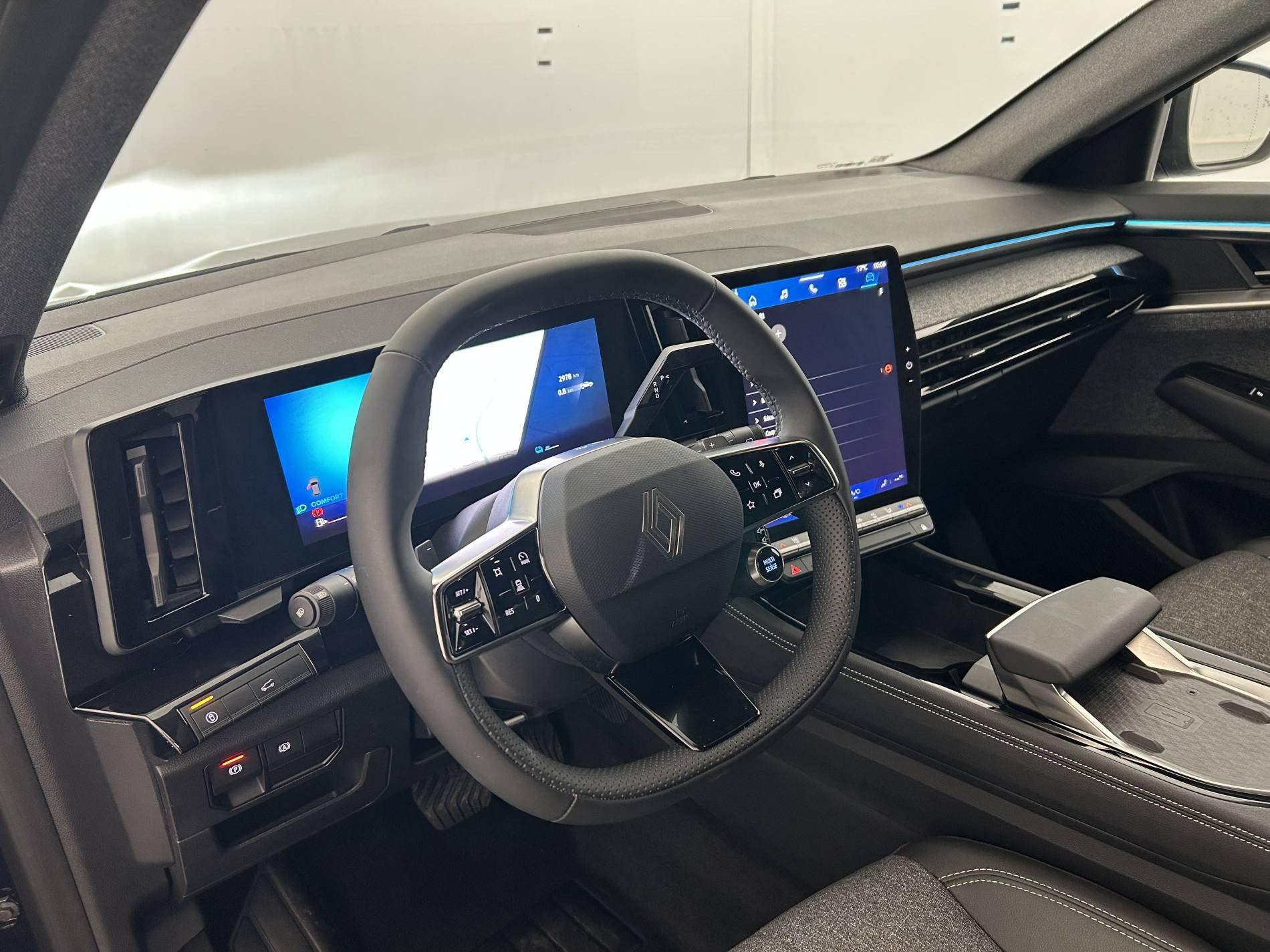 Vente en ligne Renault Espace Espace E-Tech full hybrid 200 GSR2 au prix de 35 791 €