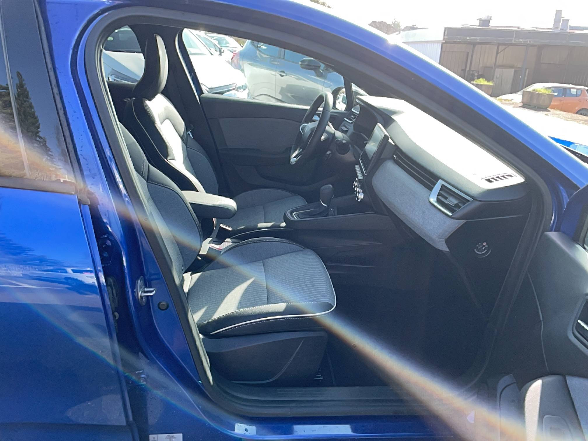 Vente en ligne Renault Clio 5 Clio E-Tech full hybrid 145 ch GSR2 au prix de 22 990 €