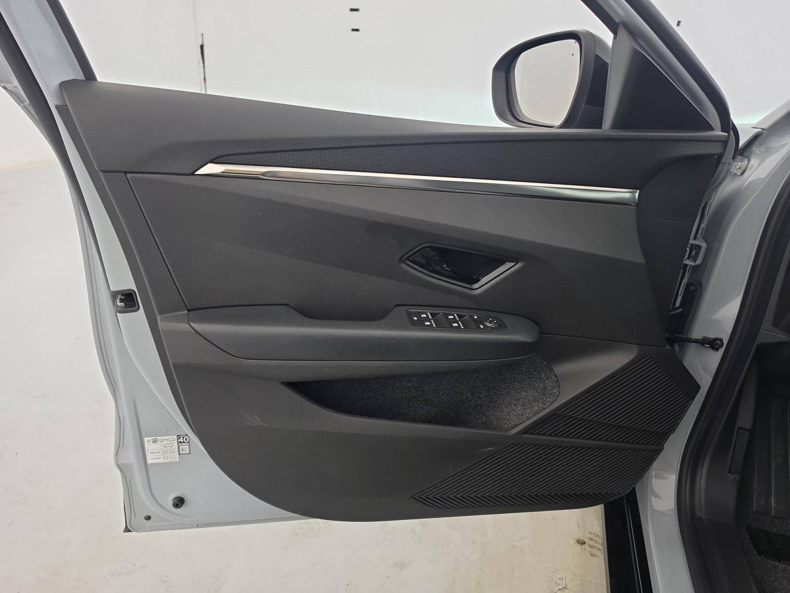 Vente en ligne Renault Megane E-Tech  EV40 130ch standard charge au prix de 18 991 €