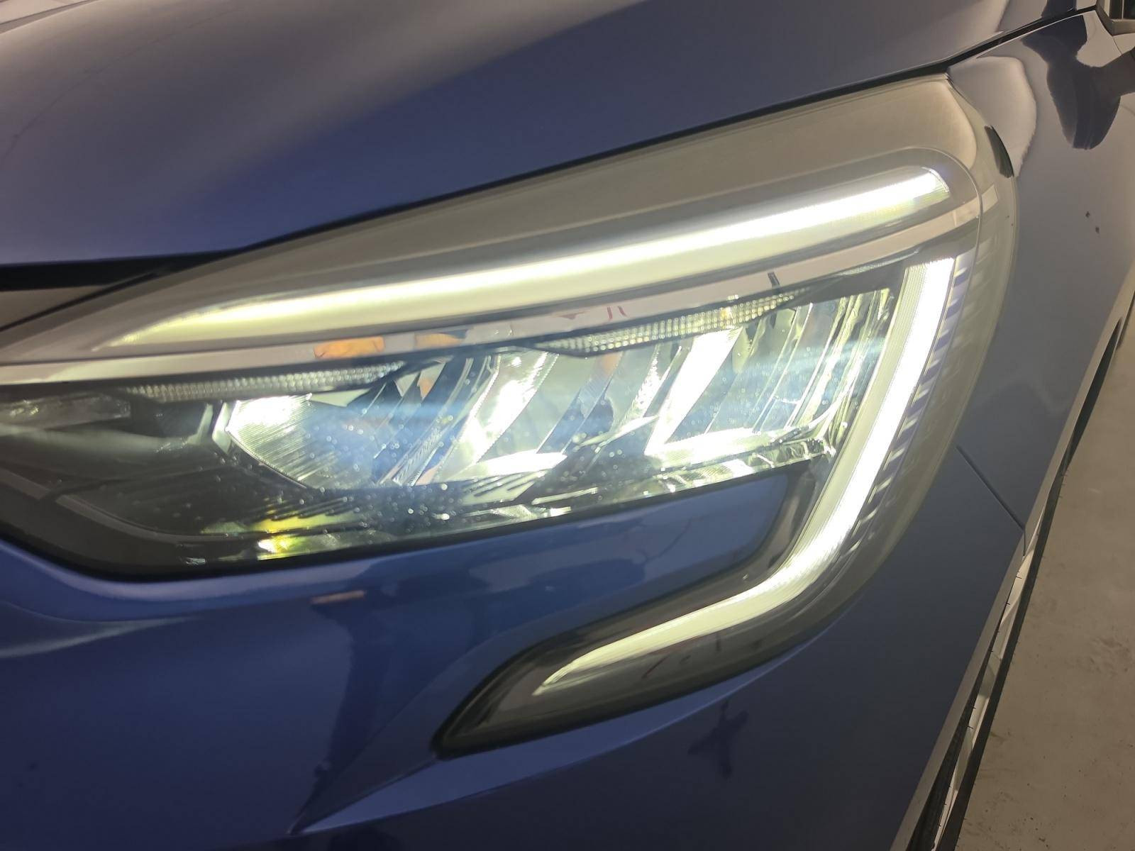 Vente en ligne Renault Clio 5 Clio E-Tech full hybrid 145 au prix de 16 990 €