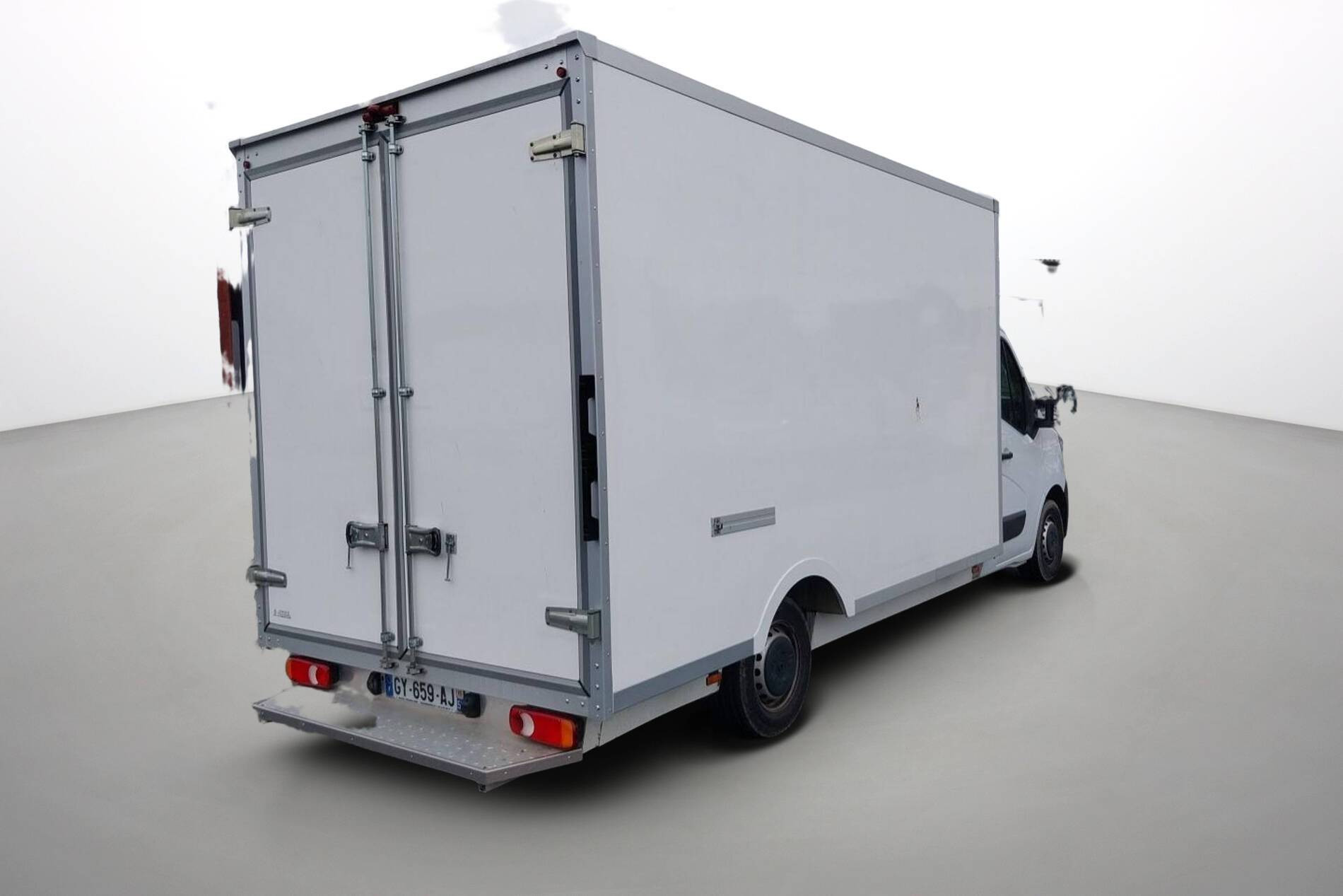 Vente en ligne Renault Master 3 Châssis Cabine MASTER PHC TRAC F3500 L3H1 BLUE DCI 145 EURO VI au prix de 30 990 €