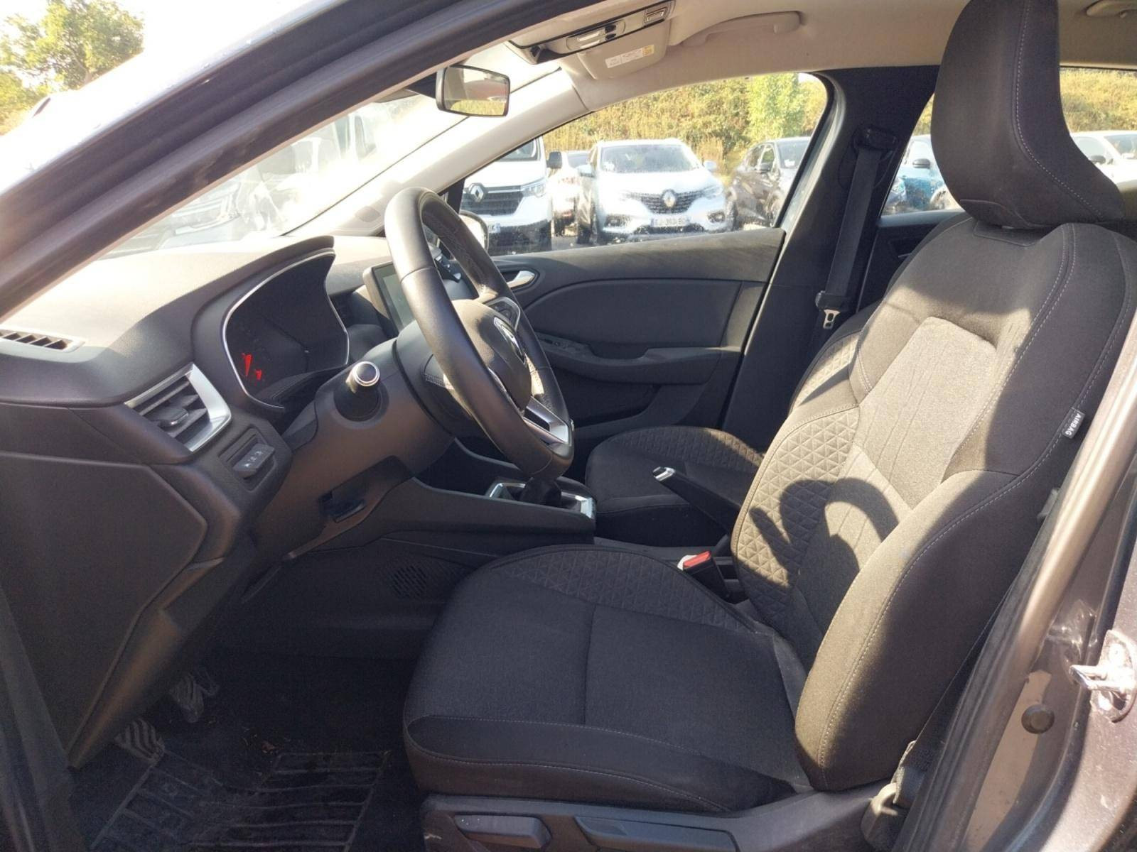 Vente en ligne Renault Clio 5 Clio TCe 100 au prix de 11 490 €