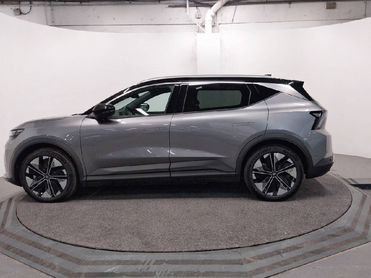 Vente en ligne Renault Scenic E-Tech  220 ch grande autonomie au prix de 43 500 €