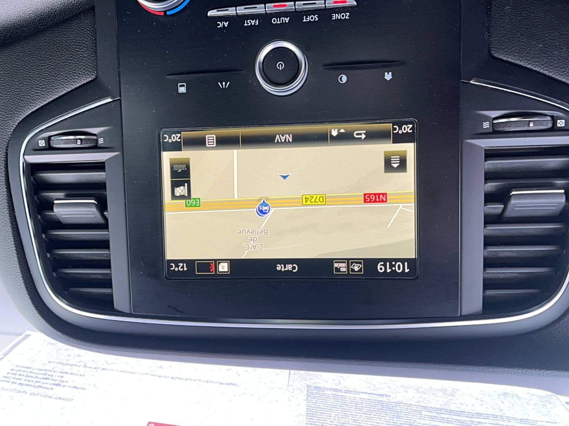 Vente en ligne Renault Megane 4 Mégane IV Berline Blue dCi 115 au prix de 14 400 €