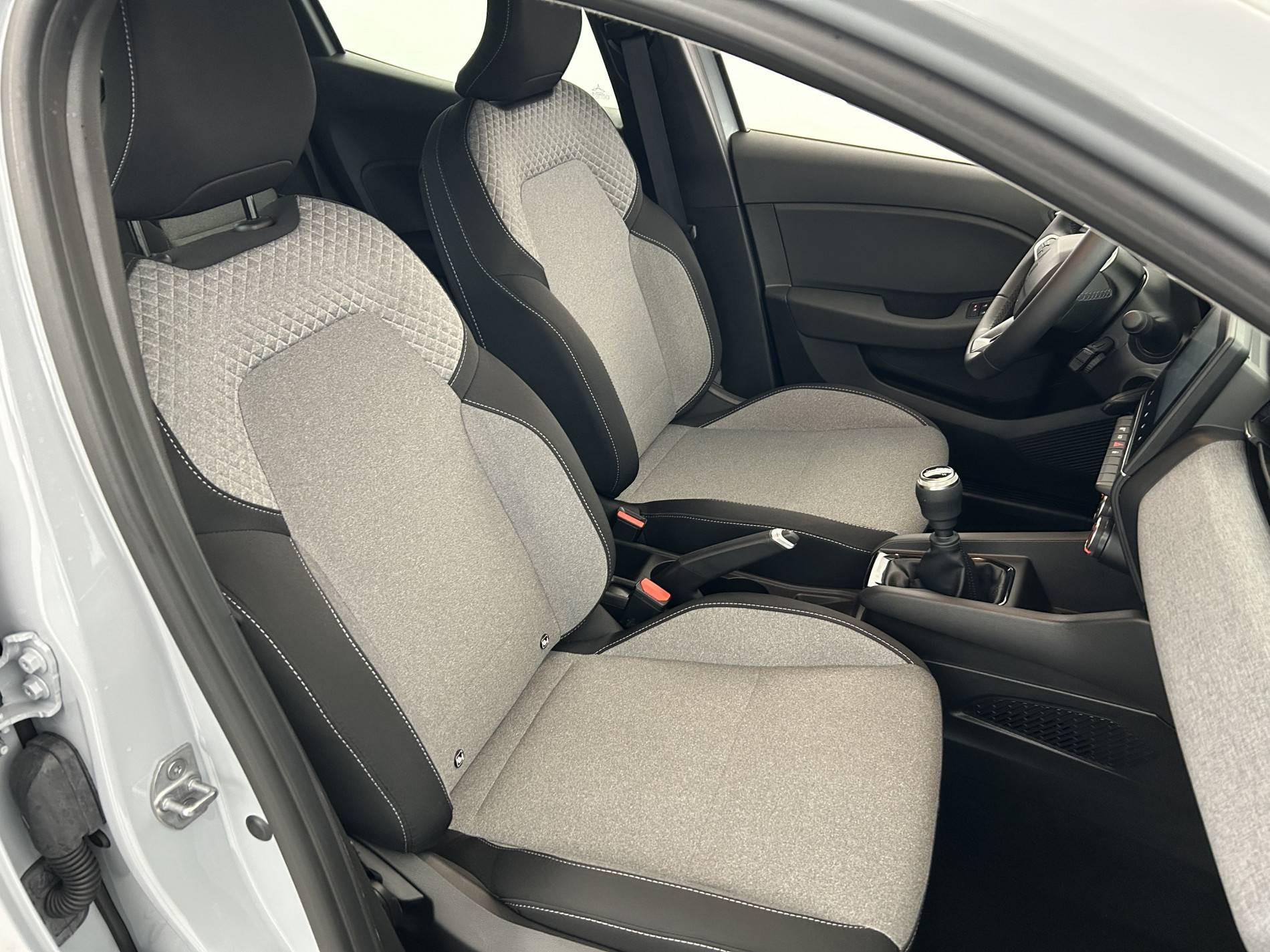 Vente en ligne Renault Clio 5 Clio Blue dCi 100 ch GSR2 au prix de 17 490 €