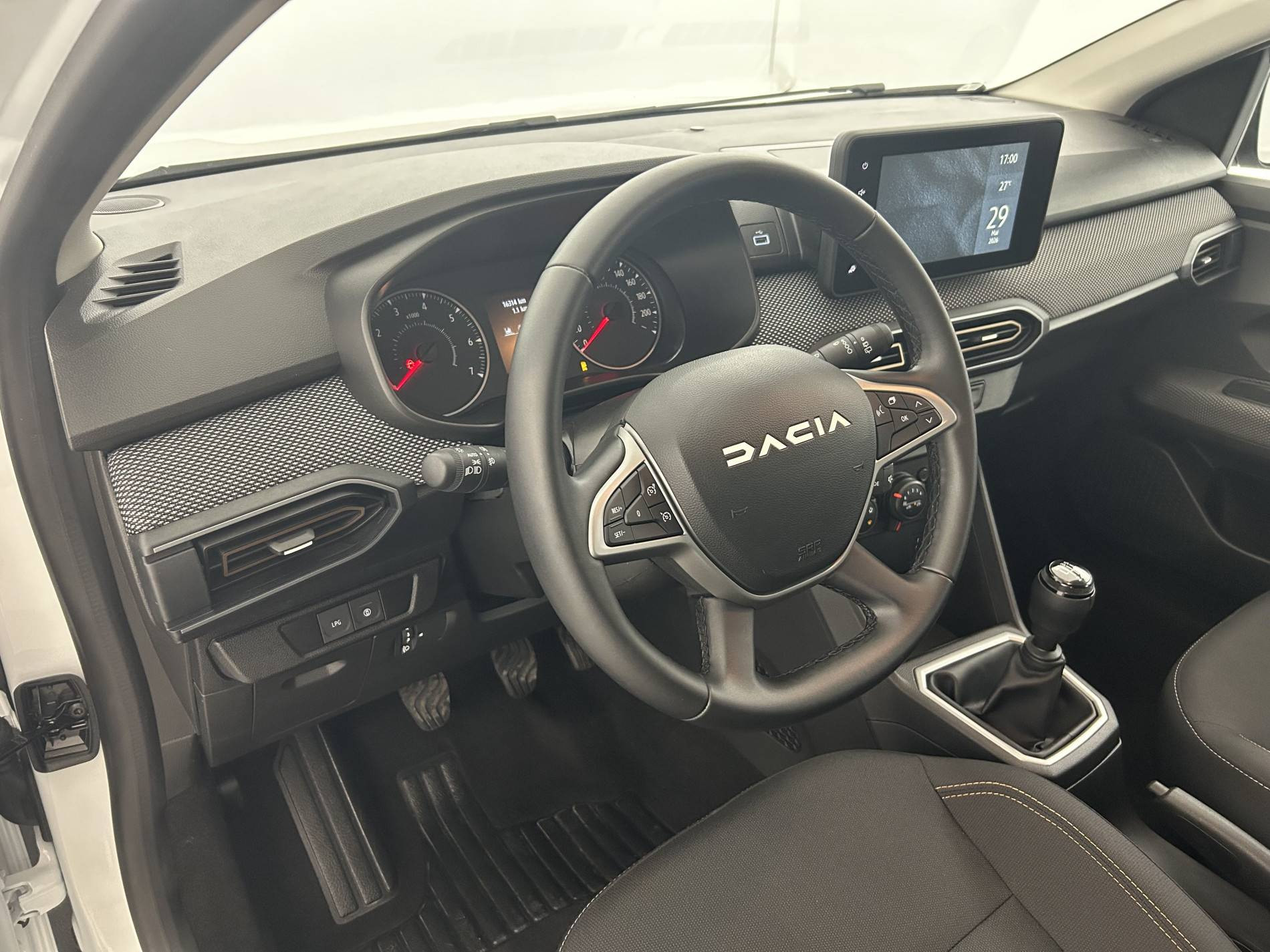 Vente en ligne Dacia Sandero  ECO-G 100 GSR2 au prix de 16 490 €