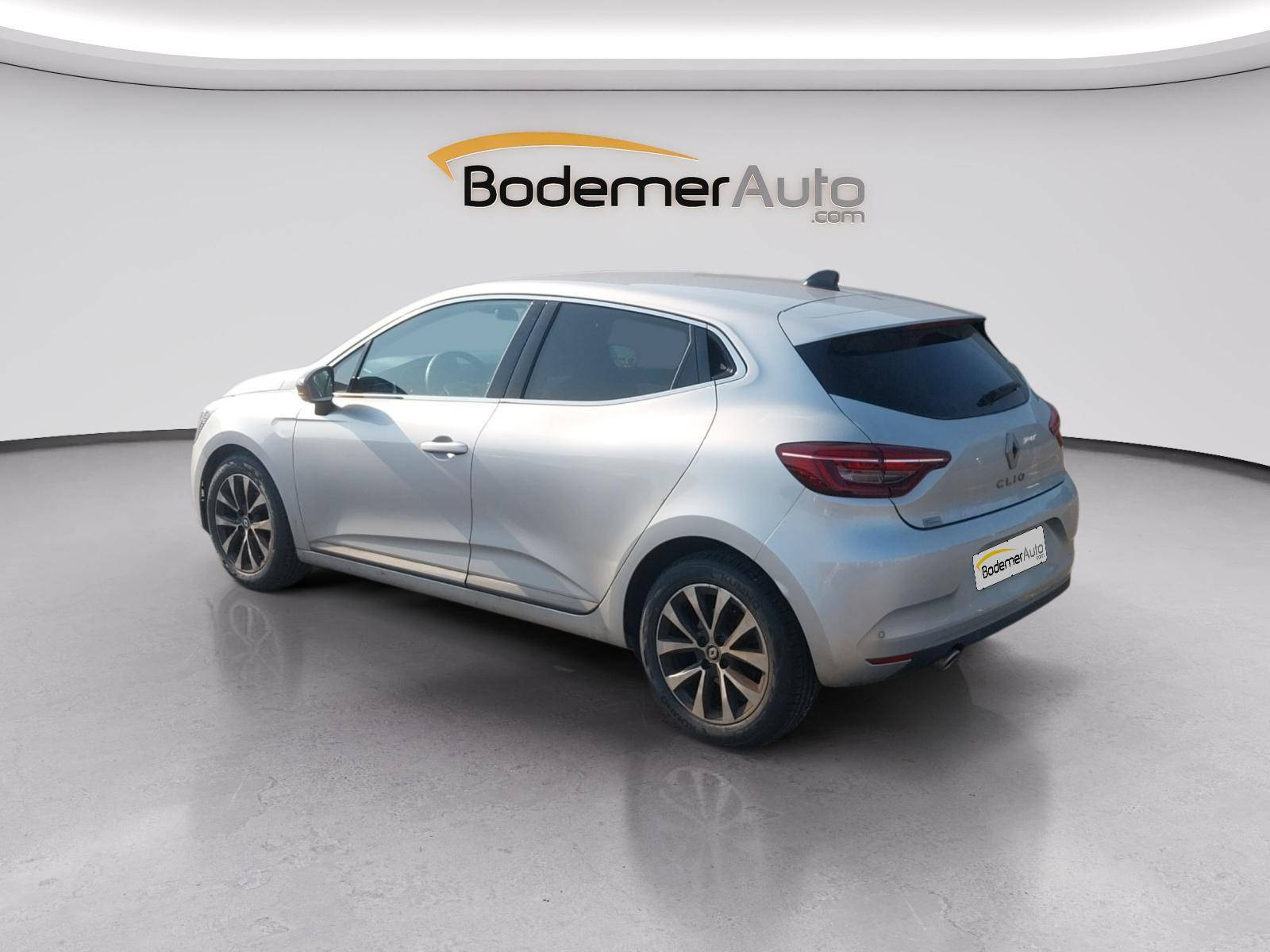 Vente en ligne Renault Clio 5 Clio TCe 90 au prix de 14 490 €