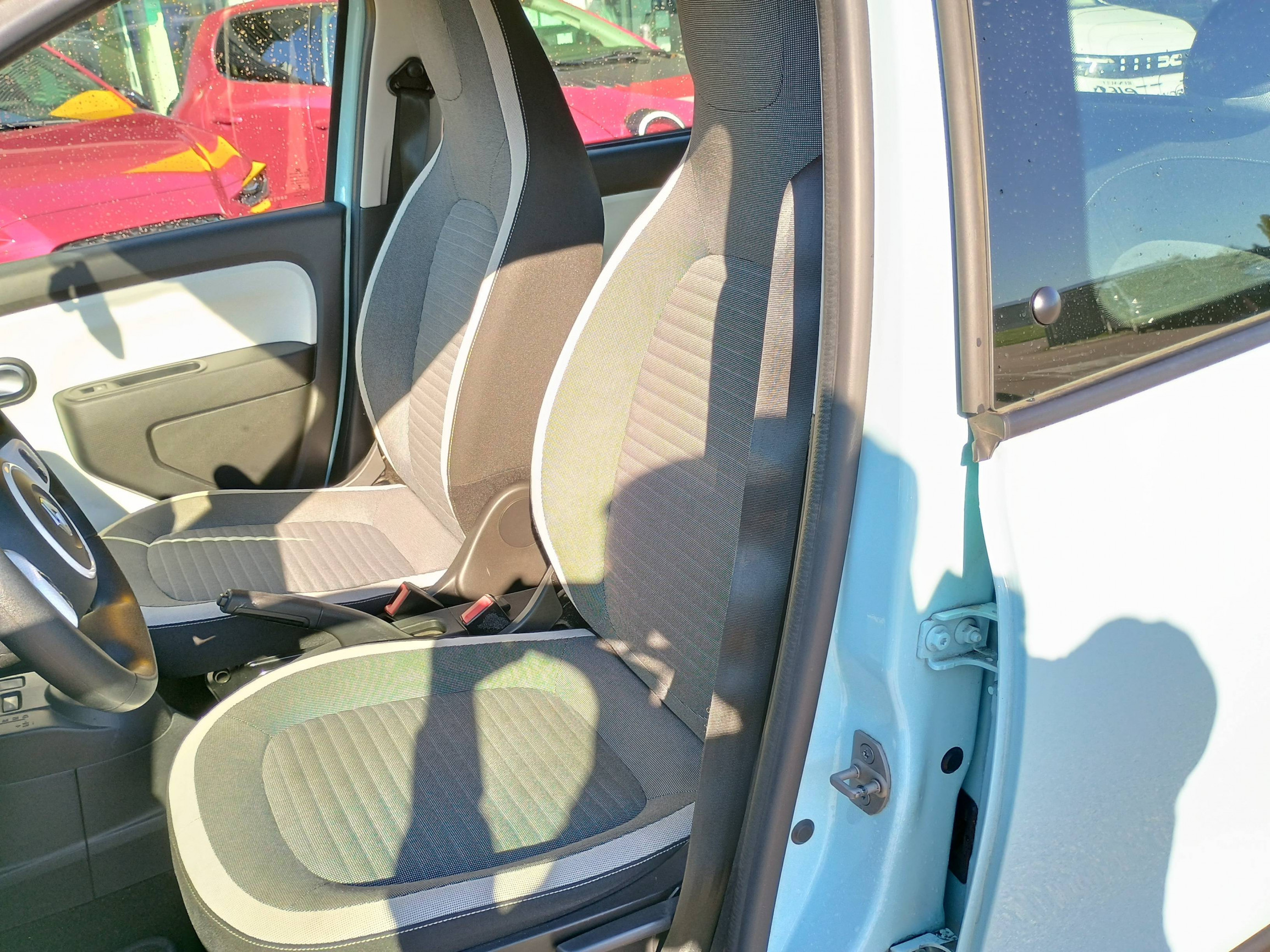 Vente en ligne Renault Twingo 3  1.0 SCe 70 au prix de 12 991 €