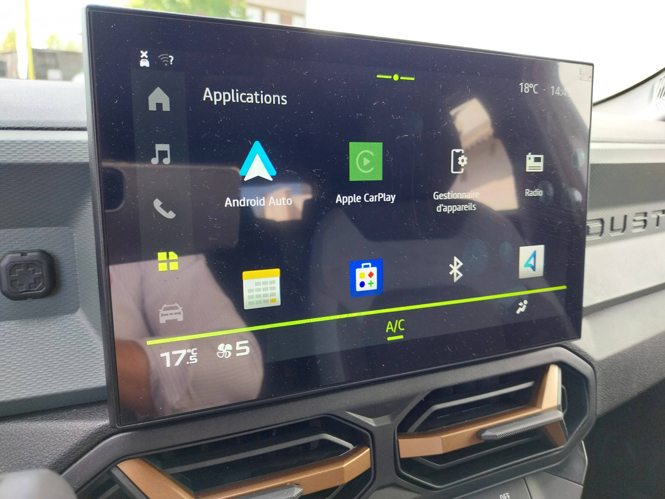 Vente en ligne Dacia Duster  Hybrid 140 au prix de 27 200 €