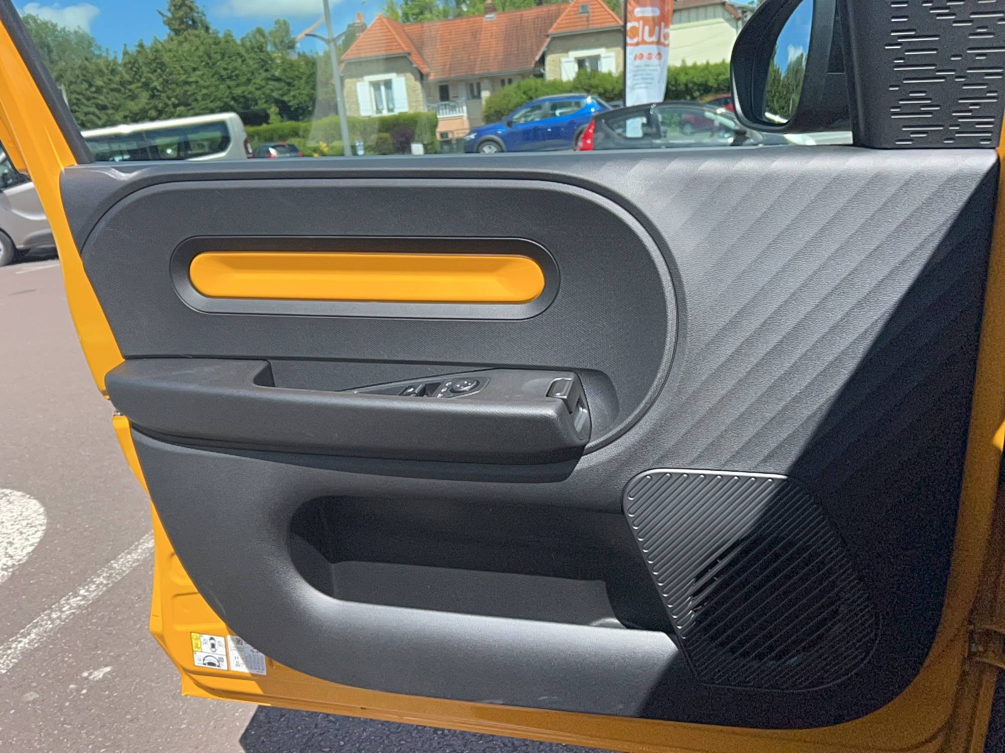 Vente en ligne Renault Twingo Electrique  80 ch autonomie urbaine au prix de 20 290 €