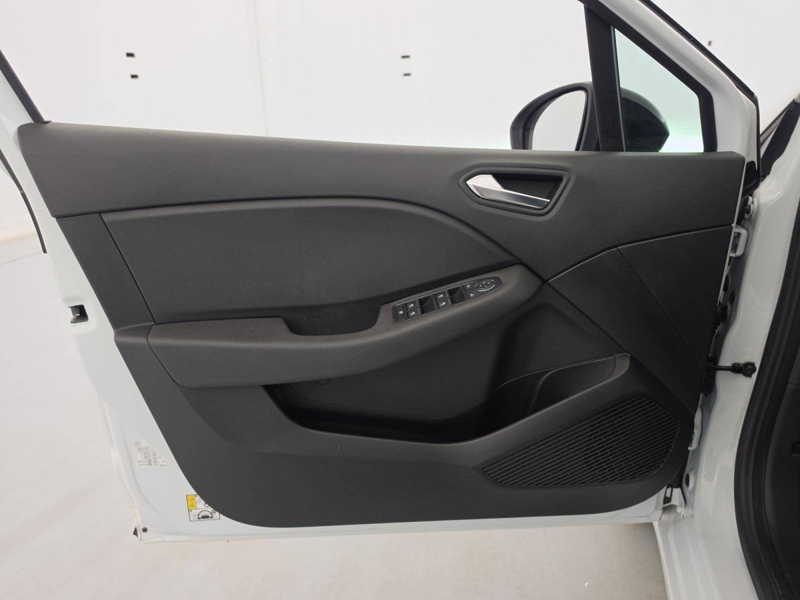 Vente en ligne Renault Clio 5 Clio TCe 90 au prix de 12 490 €