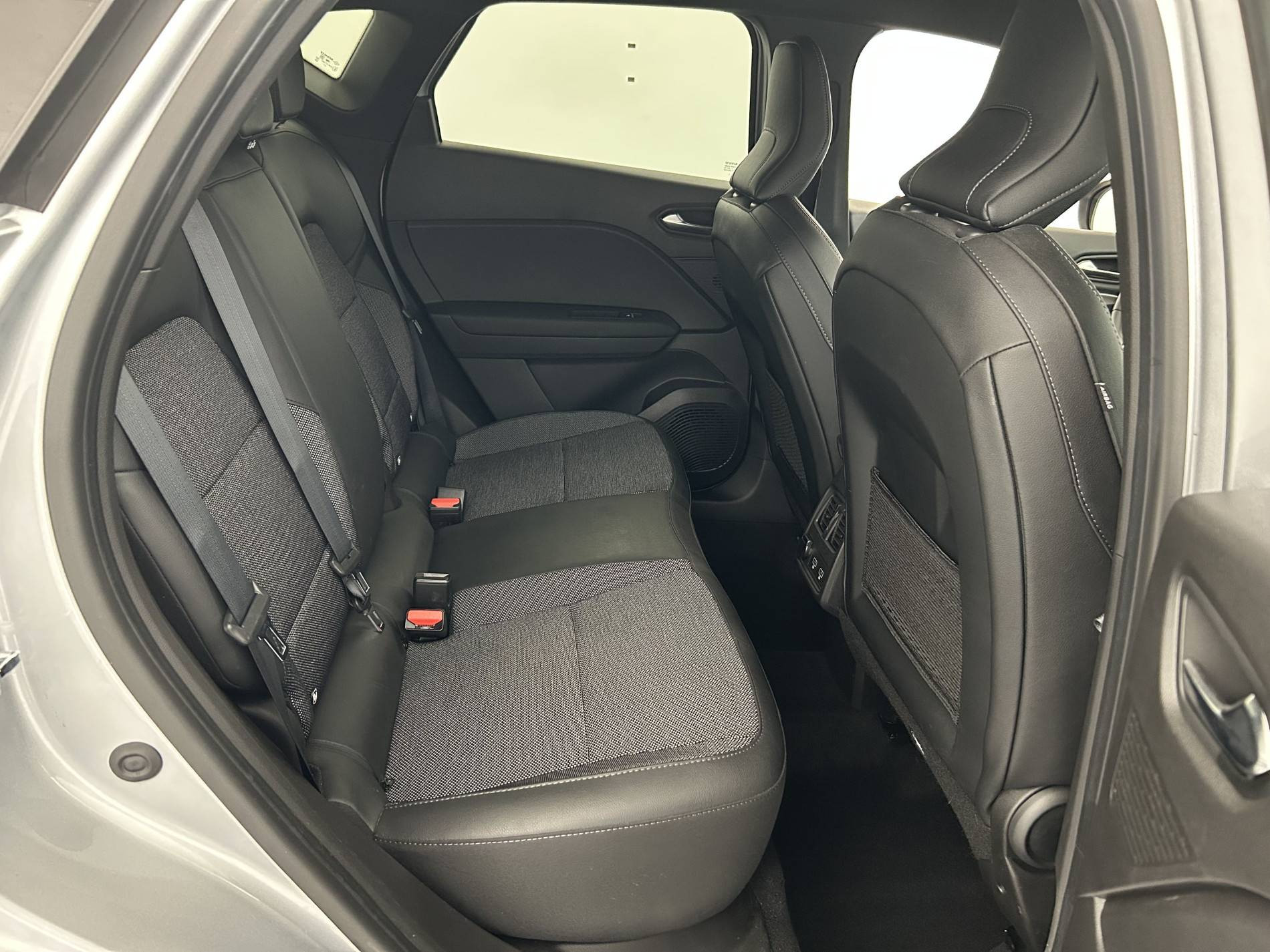 Vente en ligne Renault Captur  E-Tech 145 au prix de 18 490 €