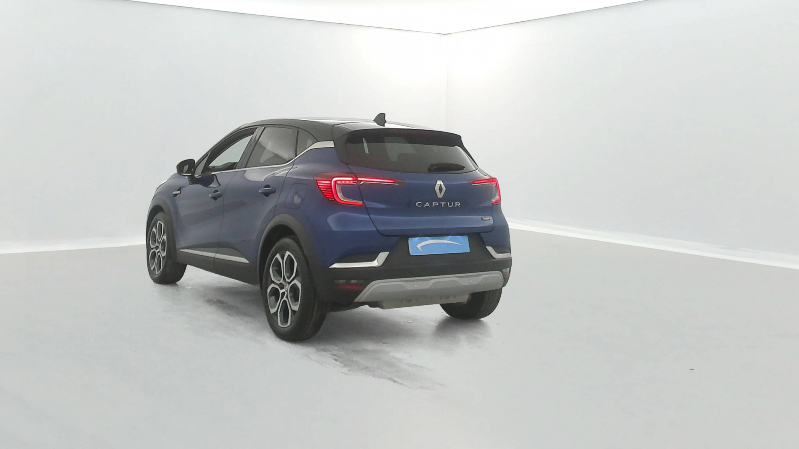 Vente en ligne Renault Captur  E-Tech hybride rechargeable 160 au prix de 18 990 €