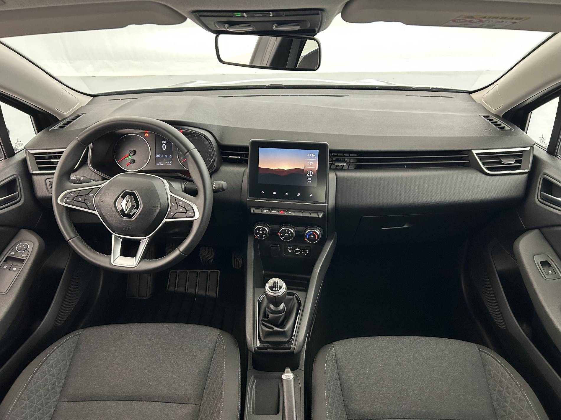 Vente en ligne Renault Clio 5 Clio TCe 90 au prix de 14 290 €