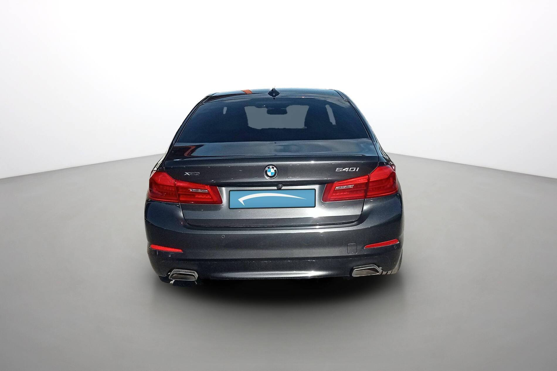 Vente en ligne Bmw Série 5 Touring 540i xDrive 340 ch BVA8 au prix de 39 990 €
