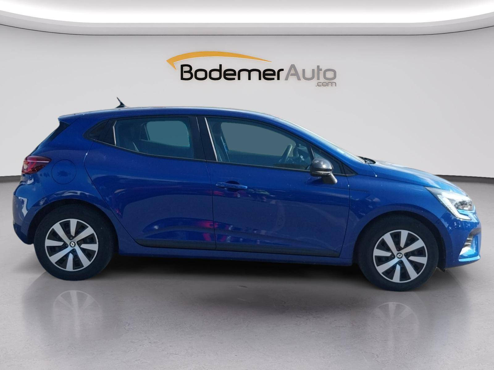 Vente en ligne Renault Clio 5 Clio E-Tech full hybrid 145 au prix de 17 900 €