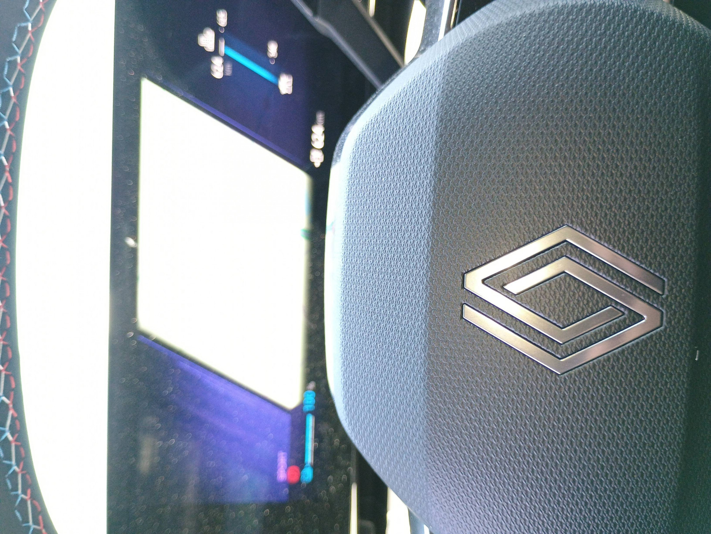 Vente en ligne Renault Scenic E-Tech  220 ch grande autonomie au prix de 45 999 €