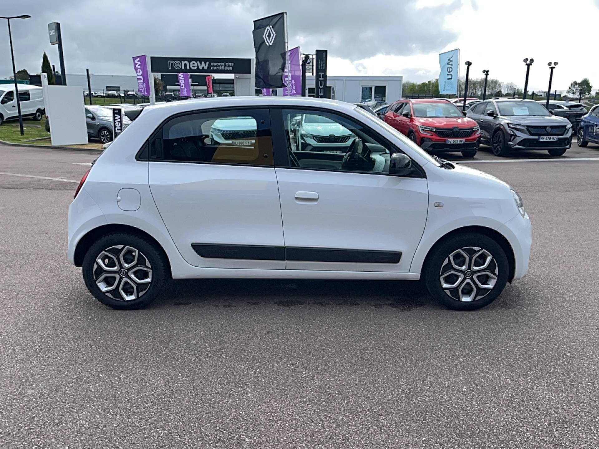 Vente en ligne Renault Twingo 3  SCe 65 au prix de 12 491 €