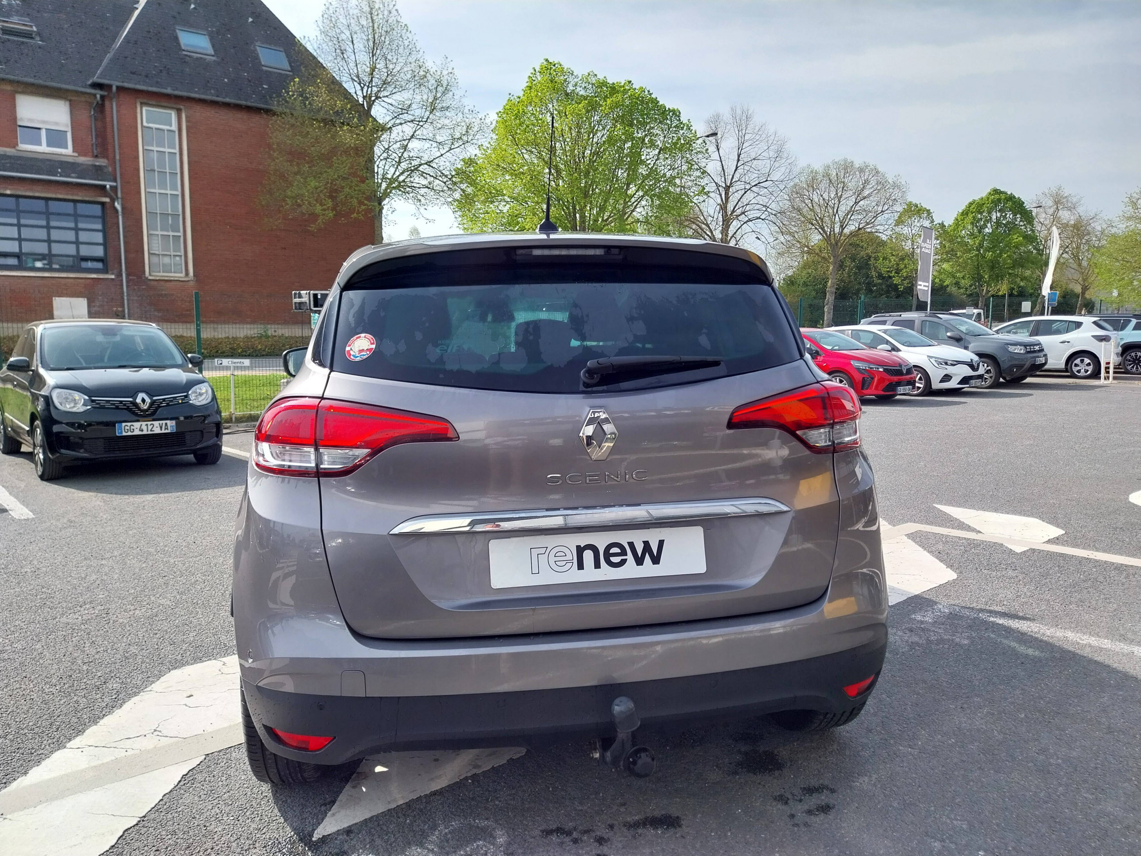 Vente en ligne Renault Scenic 4 Scenic Blue dCi 150 au prix de 14 990 €