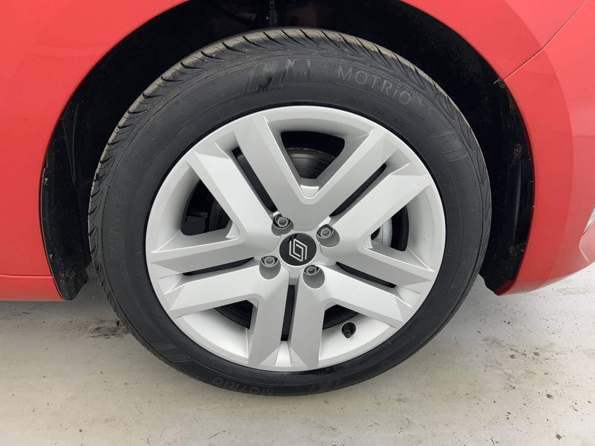 Vente en ligne Renault Clio 5 Clio E-Tech full hybrid 145 ch GSR2 au prix de 19 990 €