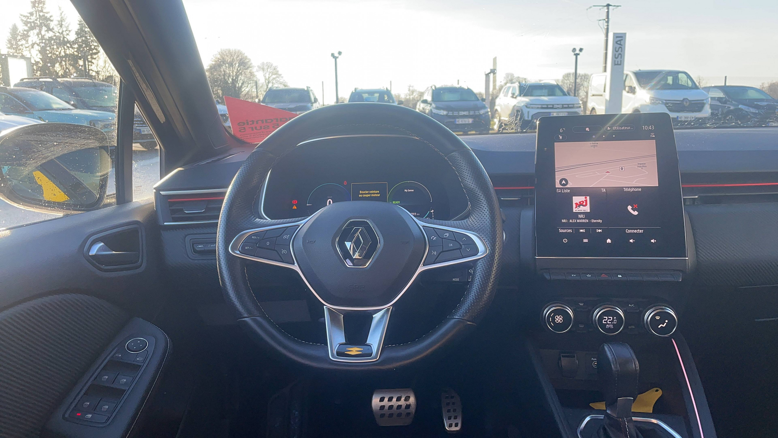 Vente en ligne Renault Clio 5 Clio E-Tech hybride 145 au prix de 17 911 €
