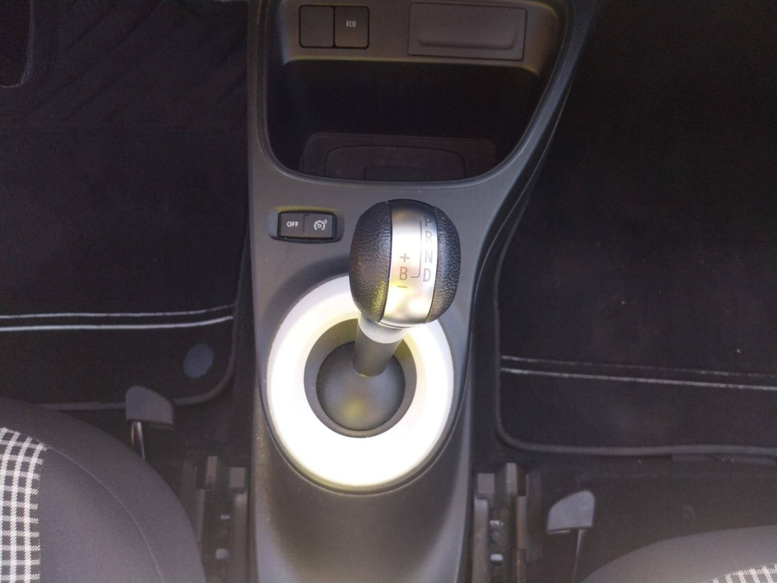 Vente en ligne Renault Twingo Electrique Twingo III E-Tech au prix de 11 490 €