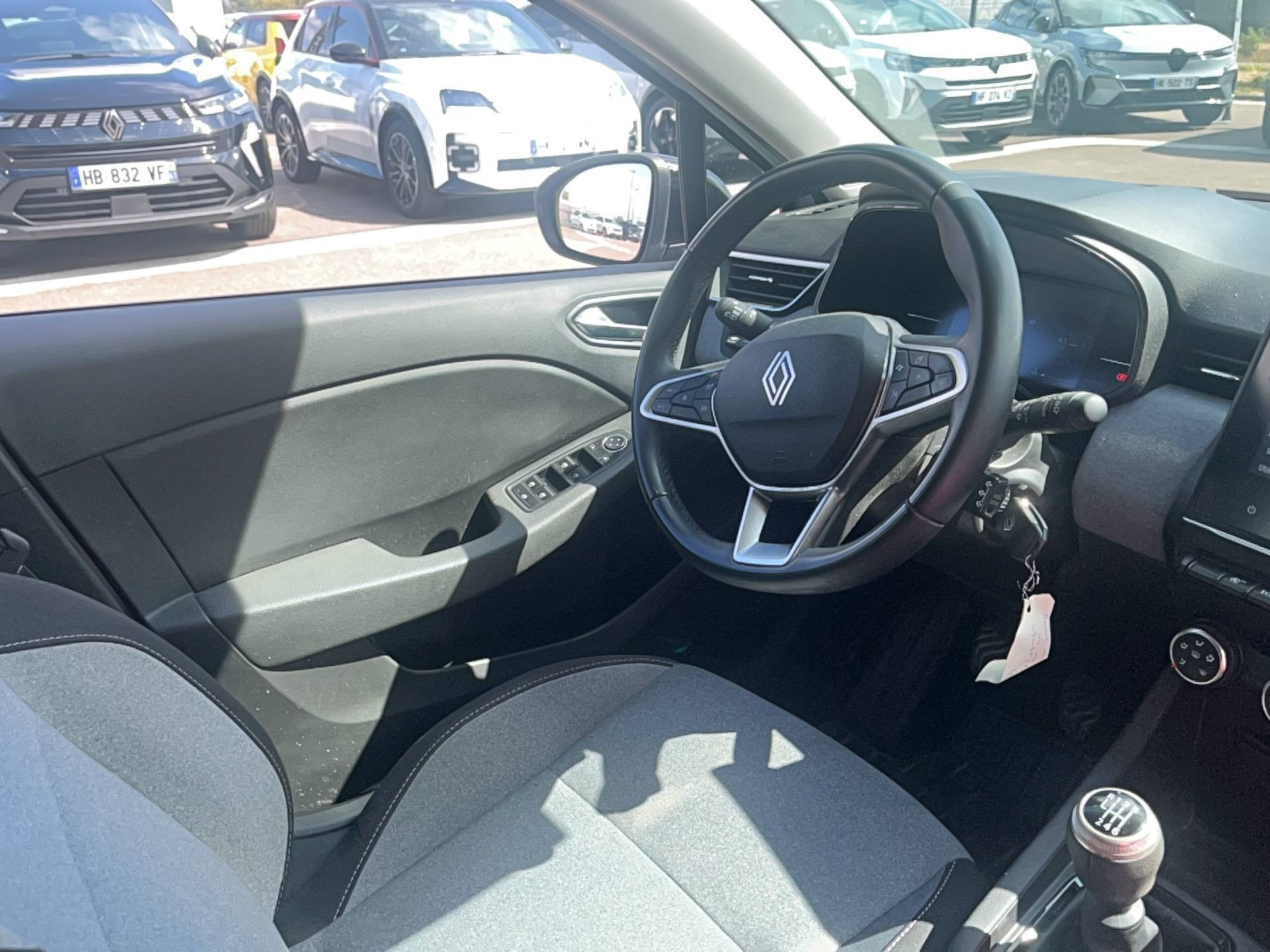 Vente en ligne Renault Clio 5 CLIO SOCIETE BLUE DCI 100 hc GSR2 au prix de 1 €