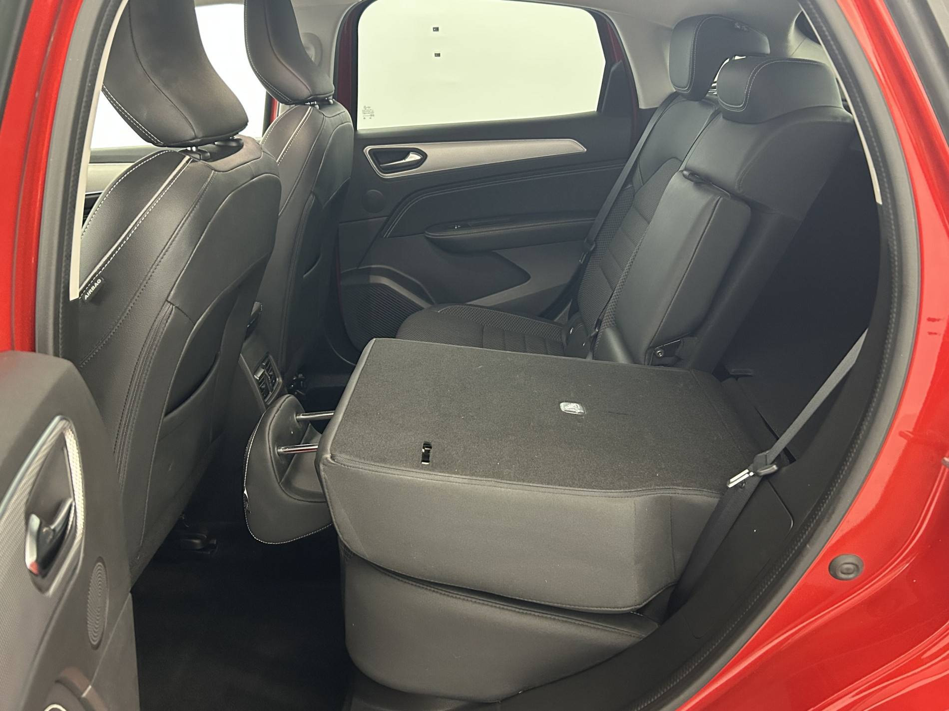 Vente en ligne Renault Arkana  E-Tech 145 - 21B au prix de 15 990 €