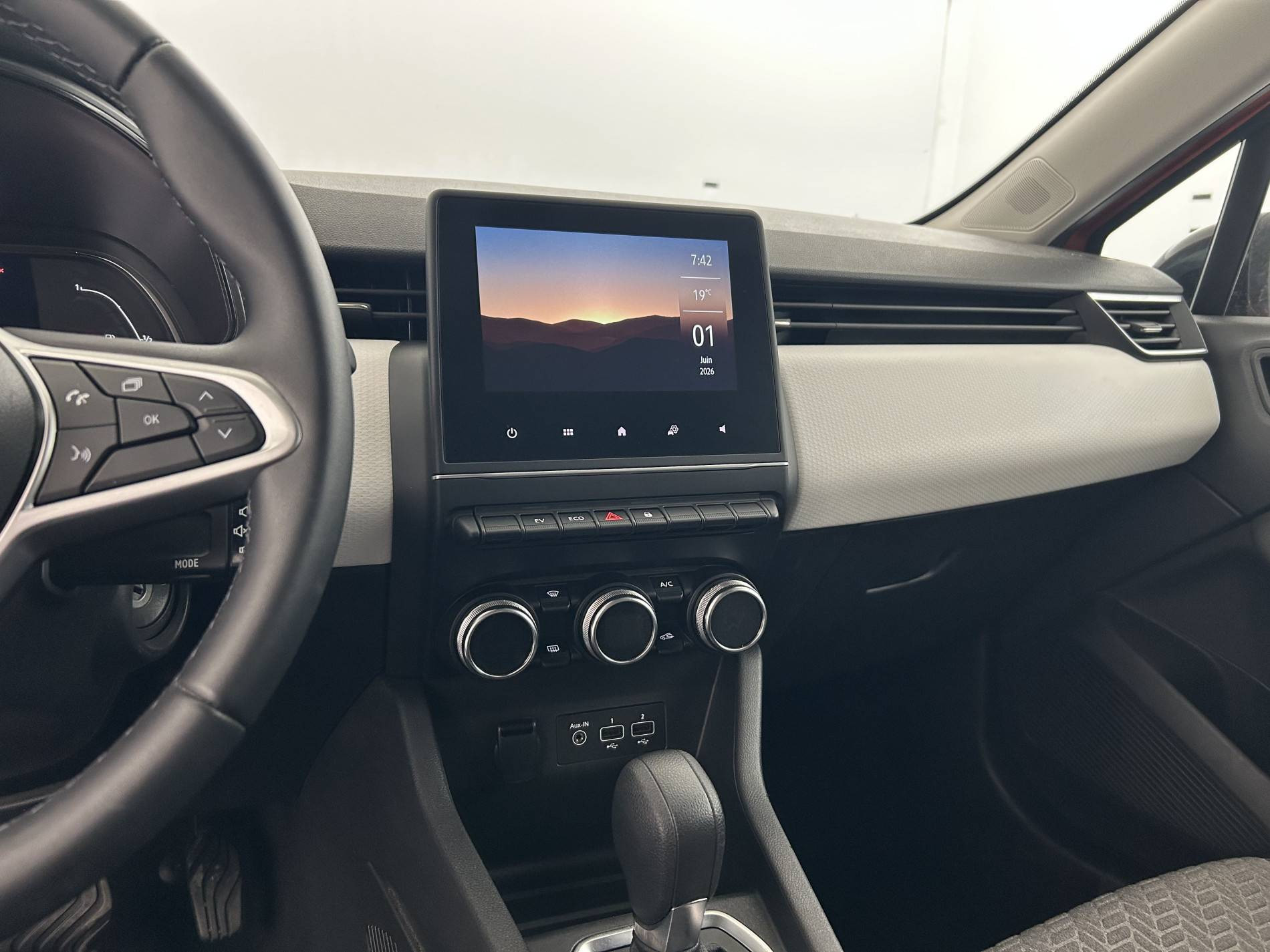 Vente en ligne Renault Clio 5 Clio E-Tech hybride 145 au prix de 15 490 €