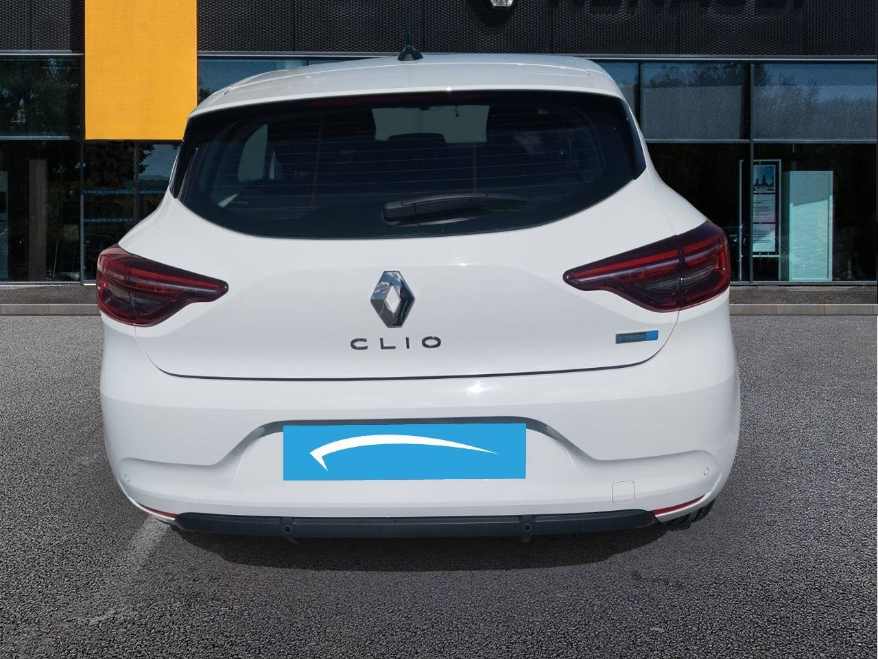 Vente en ligne Renault Clio 5 Clio E-Tech 140 - 21N au prix de 15 990 €
