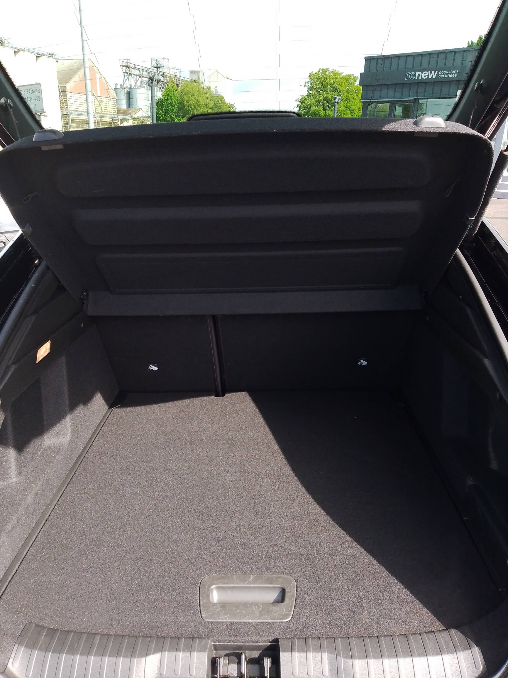 Vente en ligne Renault Arkana  E-Tech hybride 145 - 22 au prix de 24 990 €