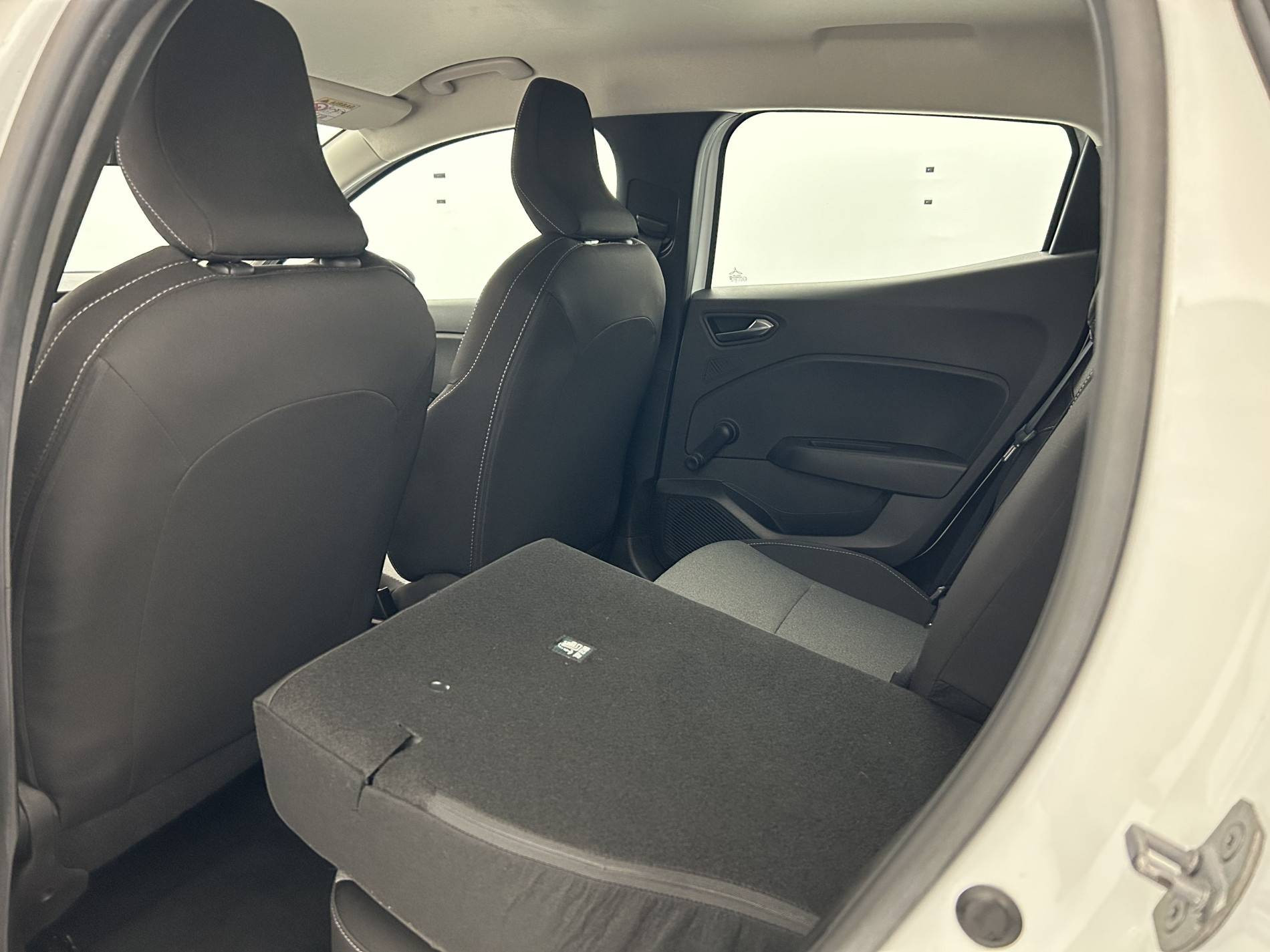 Vente en ligne Renault Clio 5 Clio Blue dCi 100 au prix de 14 990 €